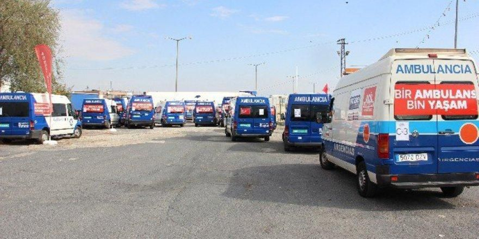 Ambulancias de Granada en plena guerra de Siria Ambulancias de Granada en plena guerra de Siria