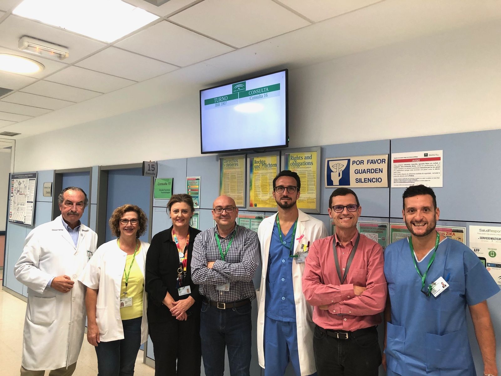 Responsables del equipo TIC Málaga y del servicio de Urgencias del Hospital Clínico.