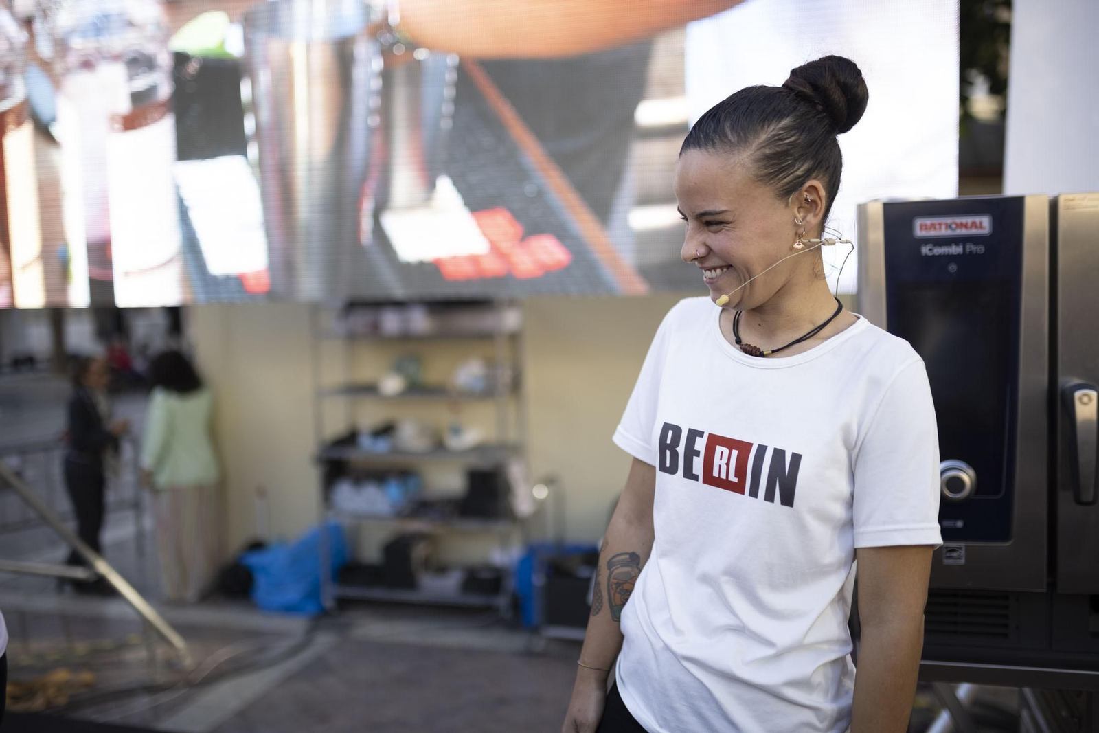El Bar Berlín muestra su "coctelería cervecera" en la Plaza de las Monjas