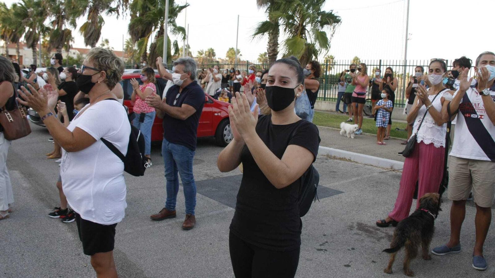 El acto tuvo un carácter emotivo y a la vez un mensaje de apoyo moral y aliento para los afectados.