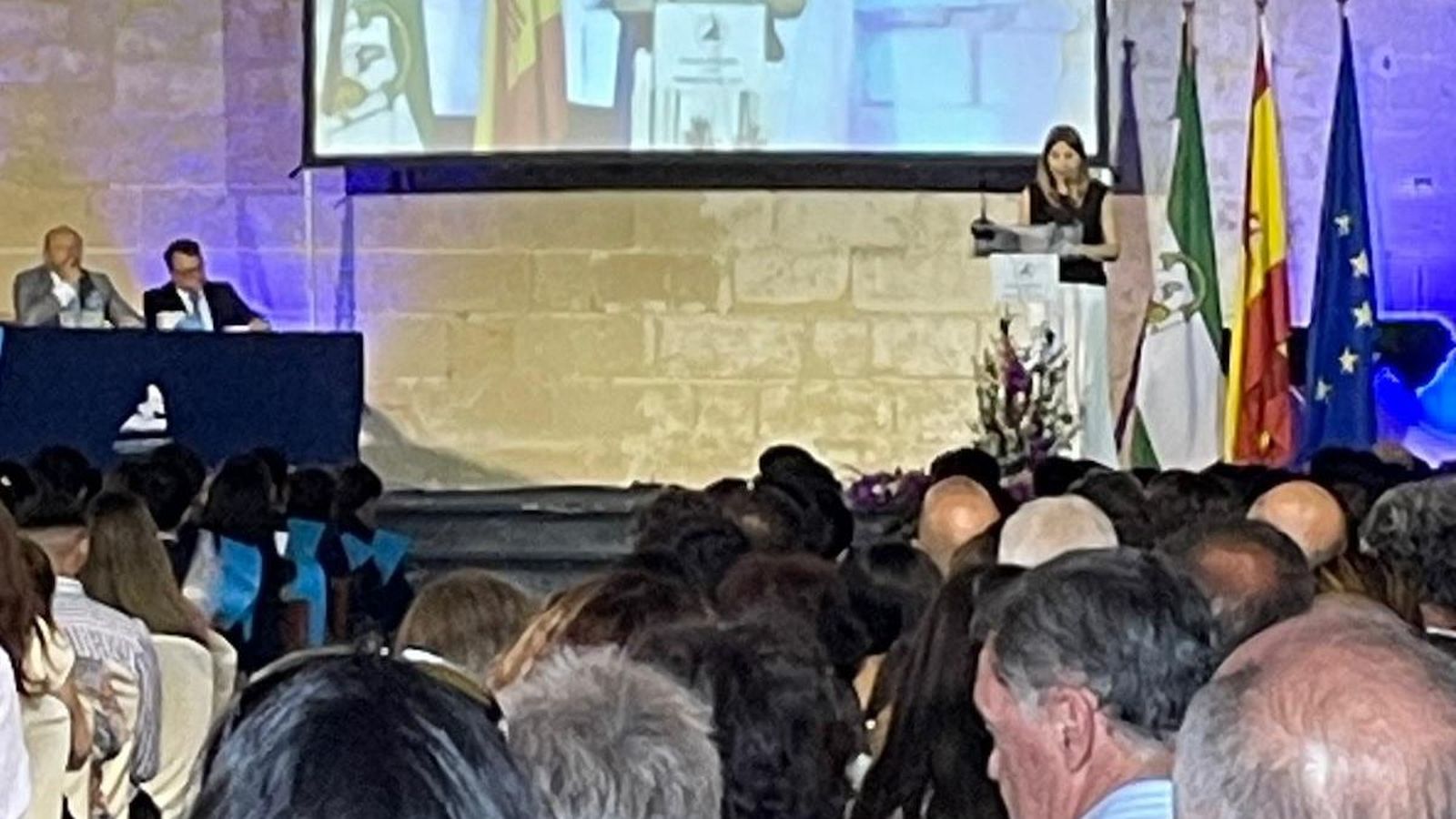 Una imagen del acto de graduación celebrado en el Monasterio de La Victoria.