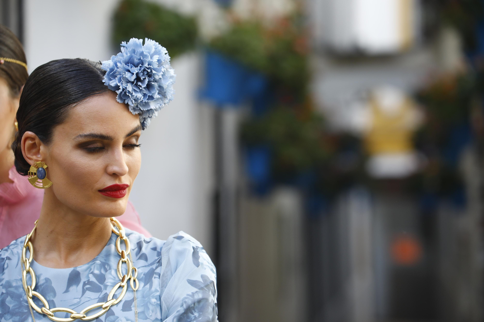 La calleja de las Flores de Córdoba se llena de moda y joyas, en imágenes