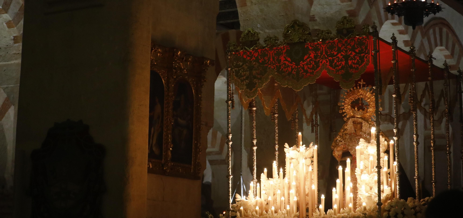 La Virgen de la O, en la Mezquita-Catedral.