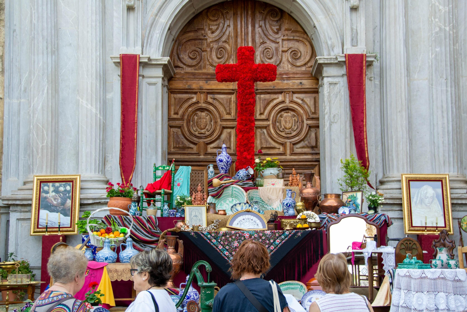 Así celebra Granada sus Cruces, en imágenes