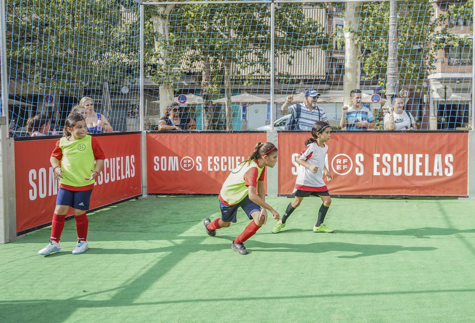 Granada disfruta con la Fan Zone de la Selección española