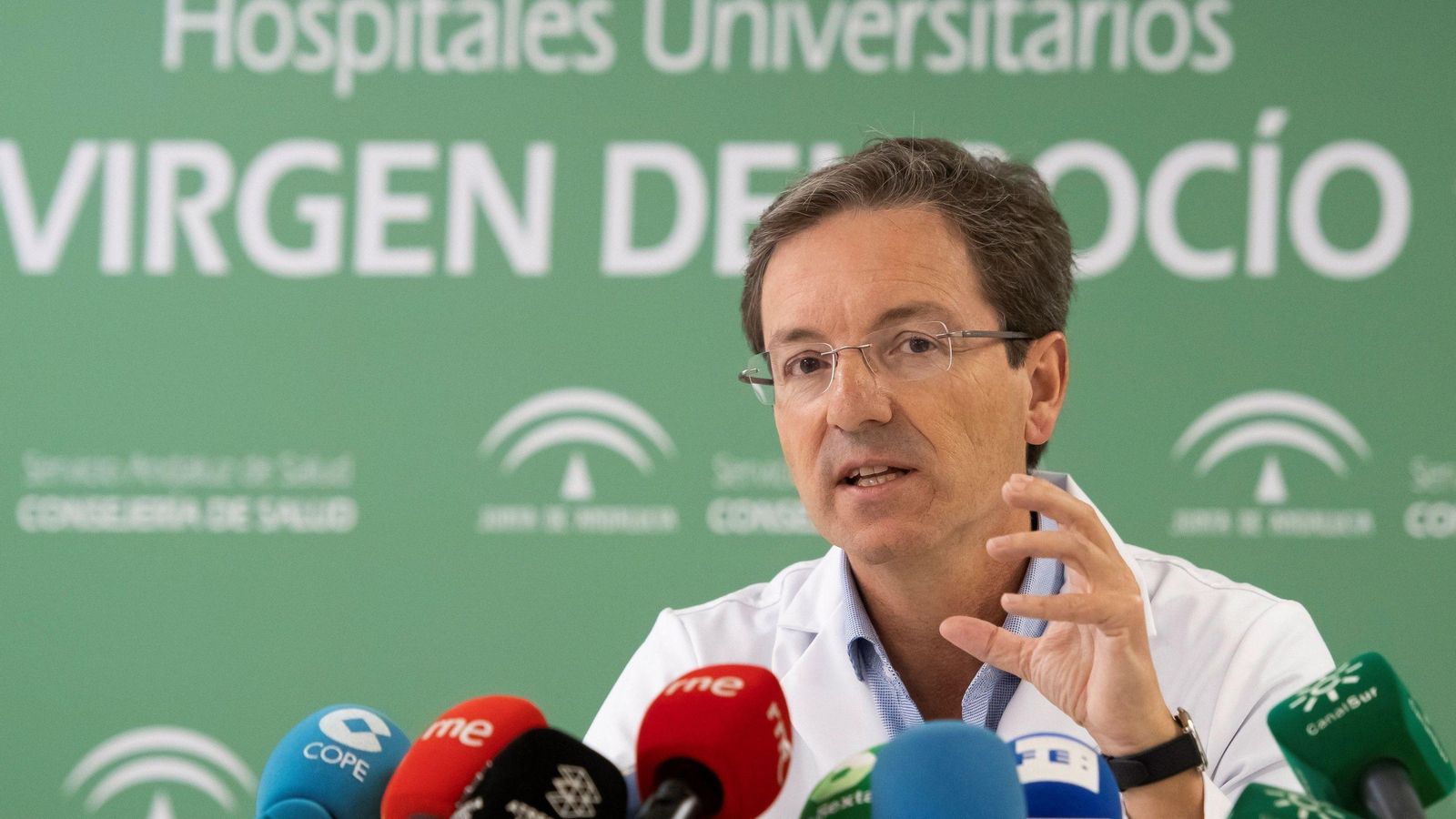 José Miguel Cisneros, jefe de la Unidad Clínica de Enfermedades Infecciosas del Virgen del Rocío.