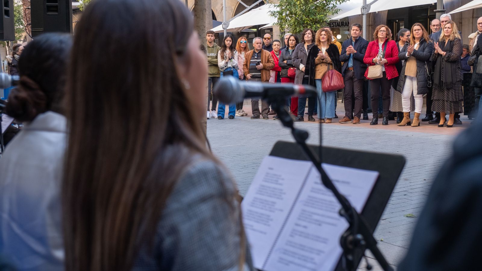 Zambomba flamenca en el centro de la ciudad.