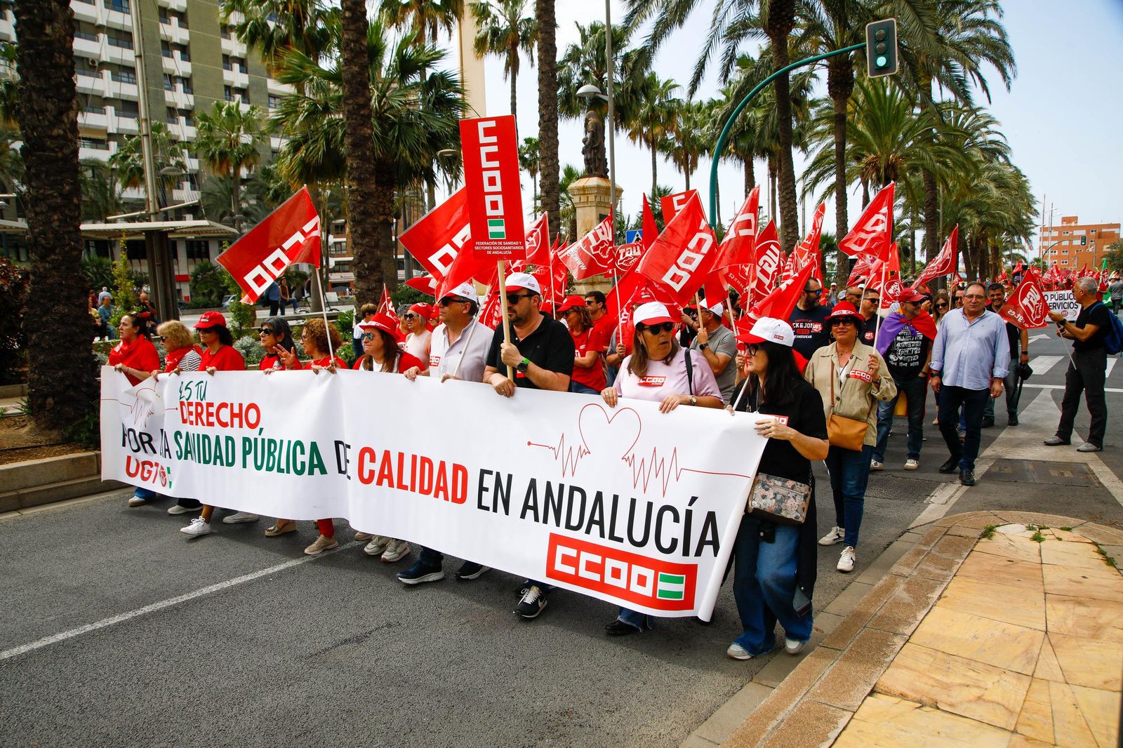 Las imágenes de la manifestaciones del 1 mayo en Almería, Día del Trabajador