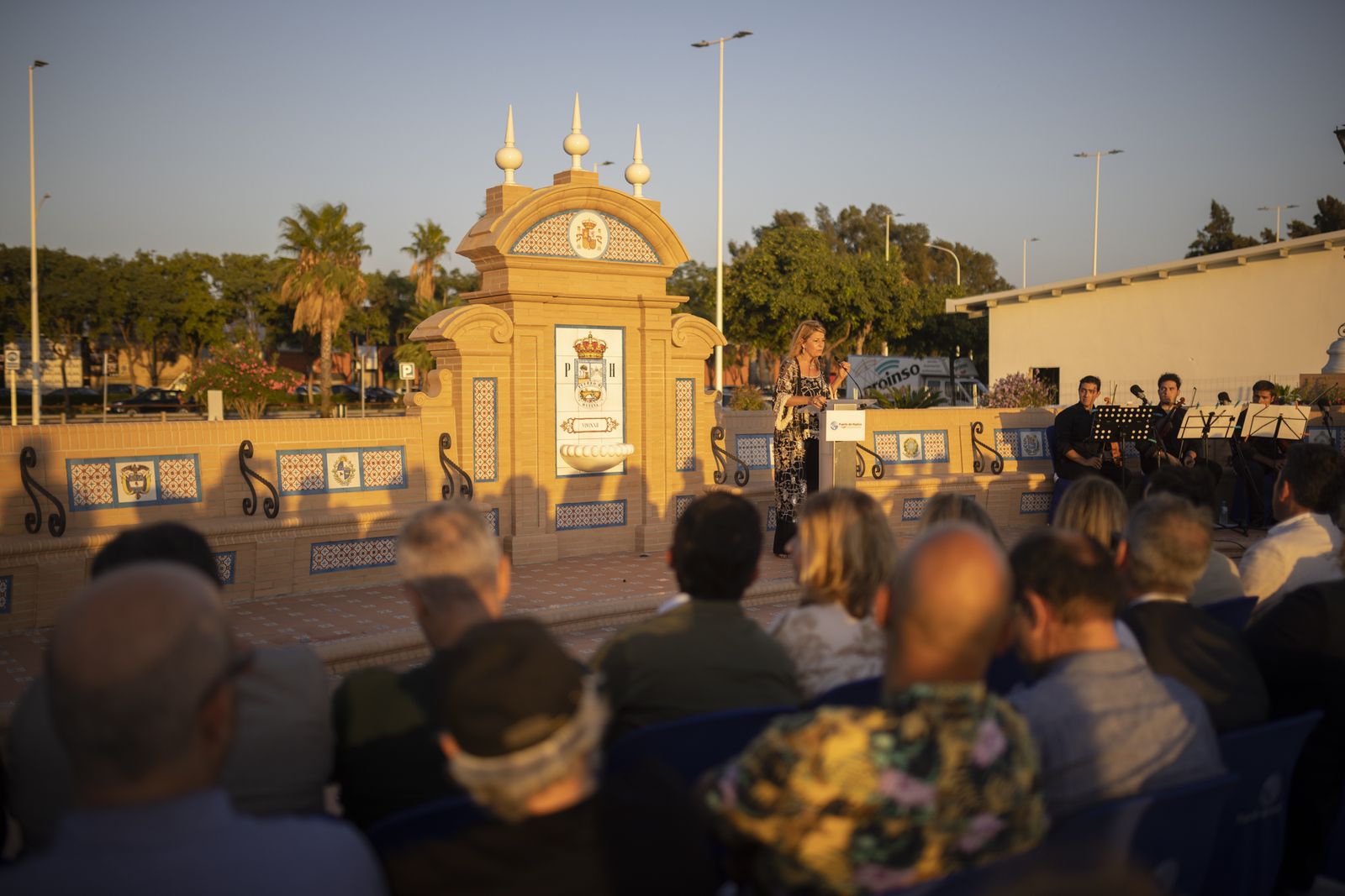 Imágenes de la inauguración De la Fuente de las Naciones en el Paseo de la Ría