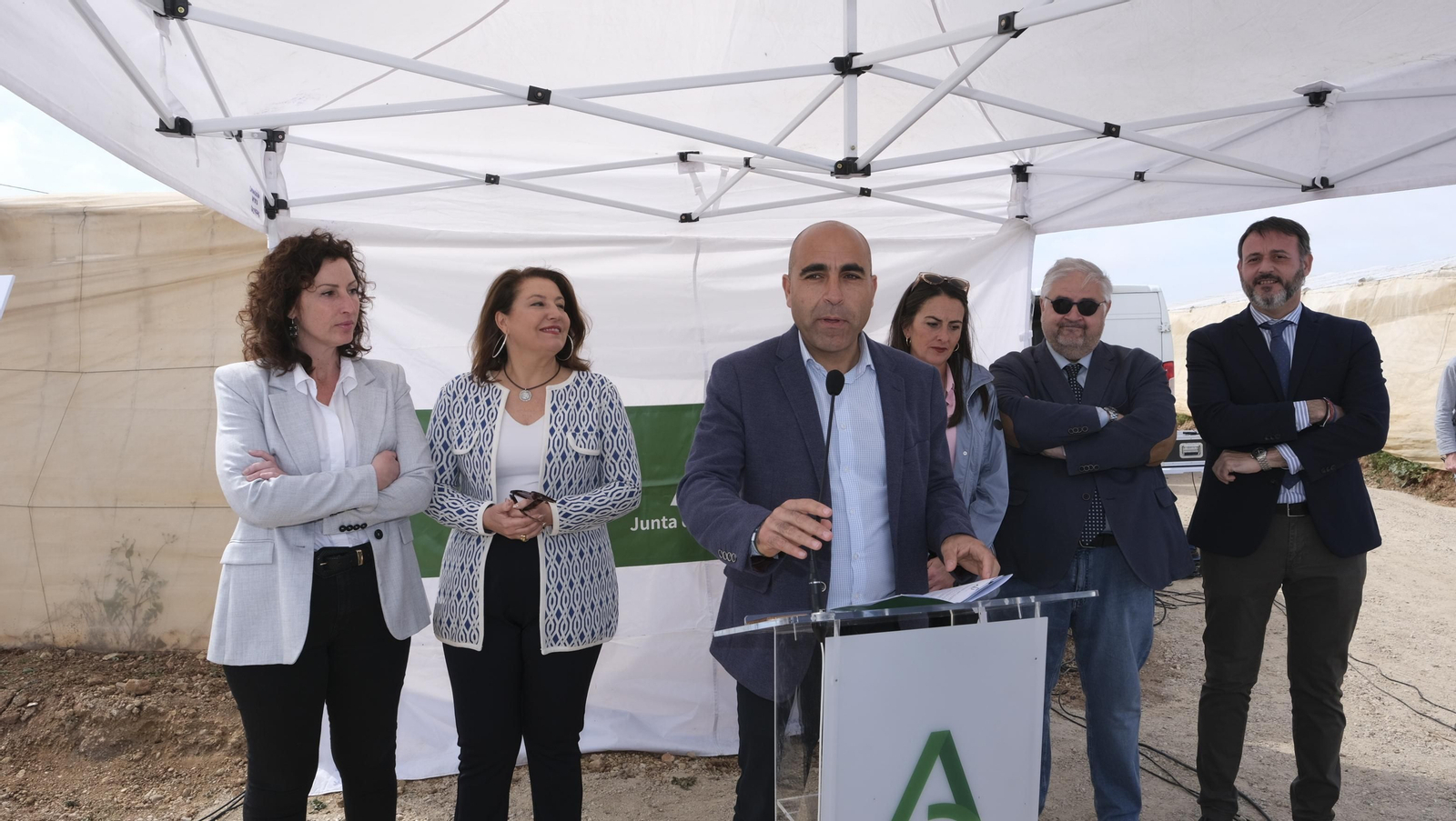 Imágenes de la visita a las obras del camino rural La Palmera