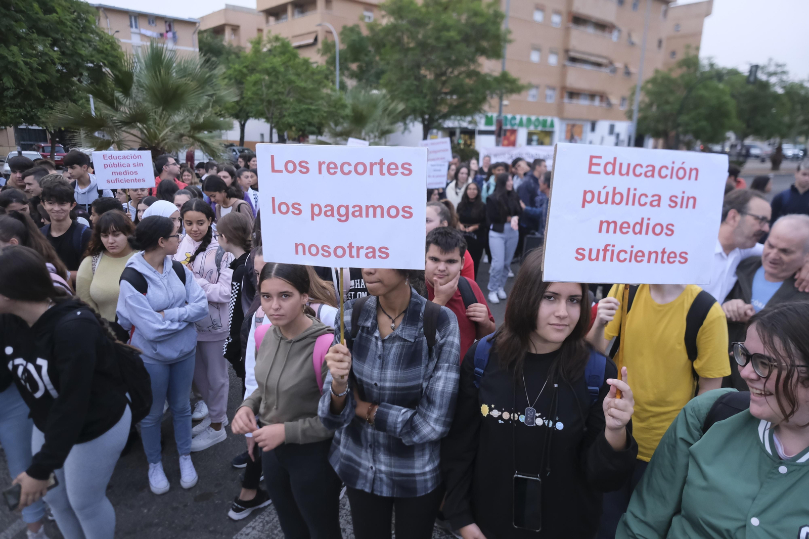 La nueva protesta del instituto Averroes de Córdoba, en imágenes