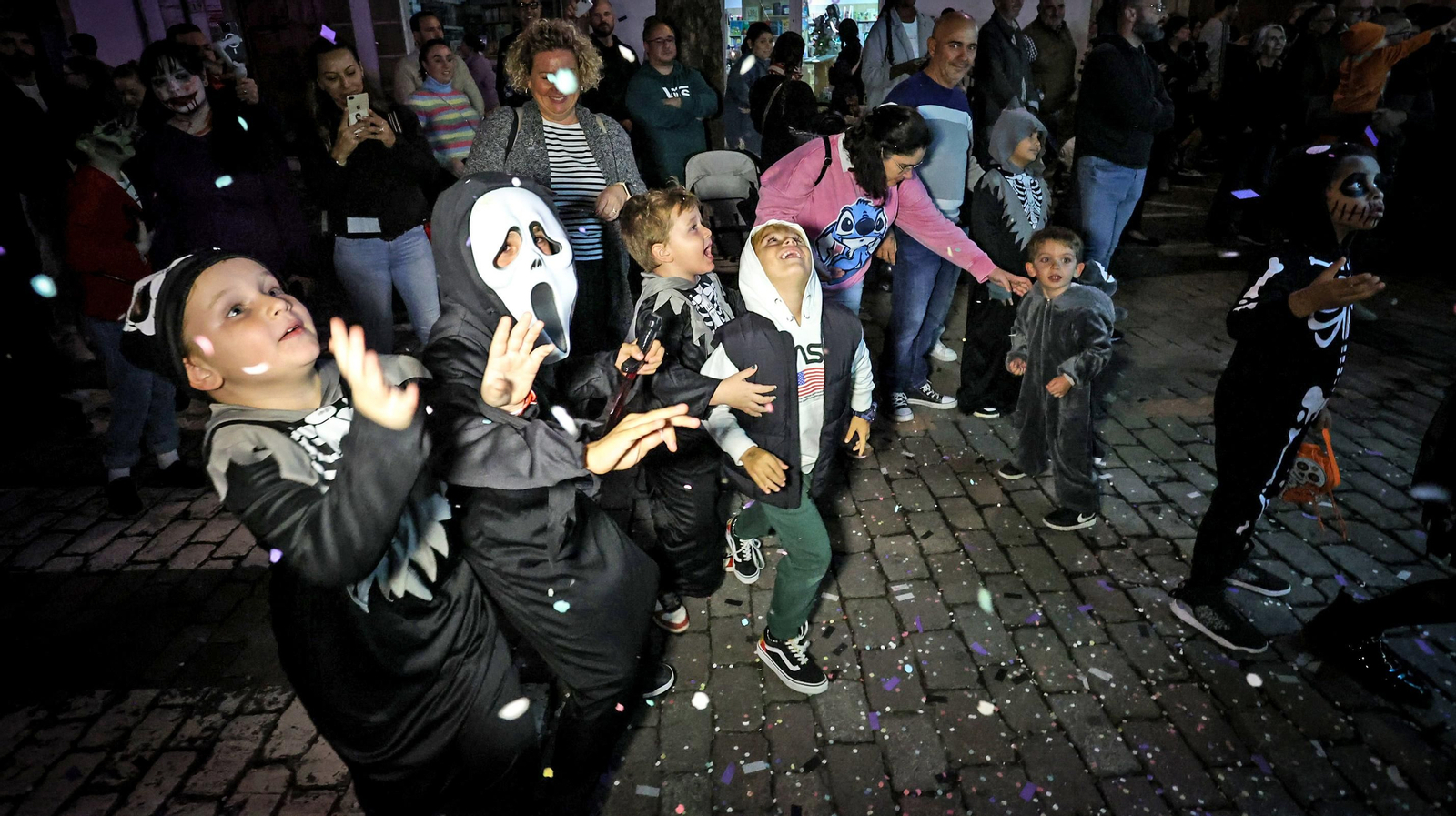 Búscate en la cabalgata de Halloween de Jerez