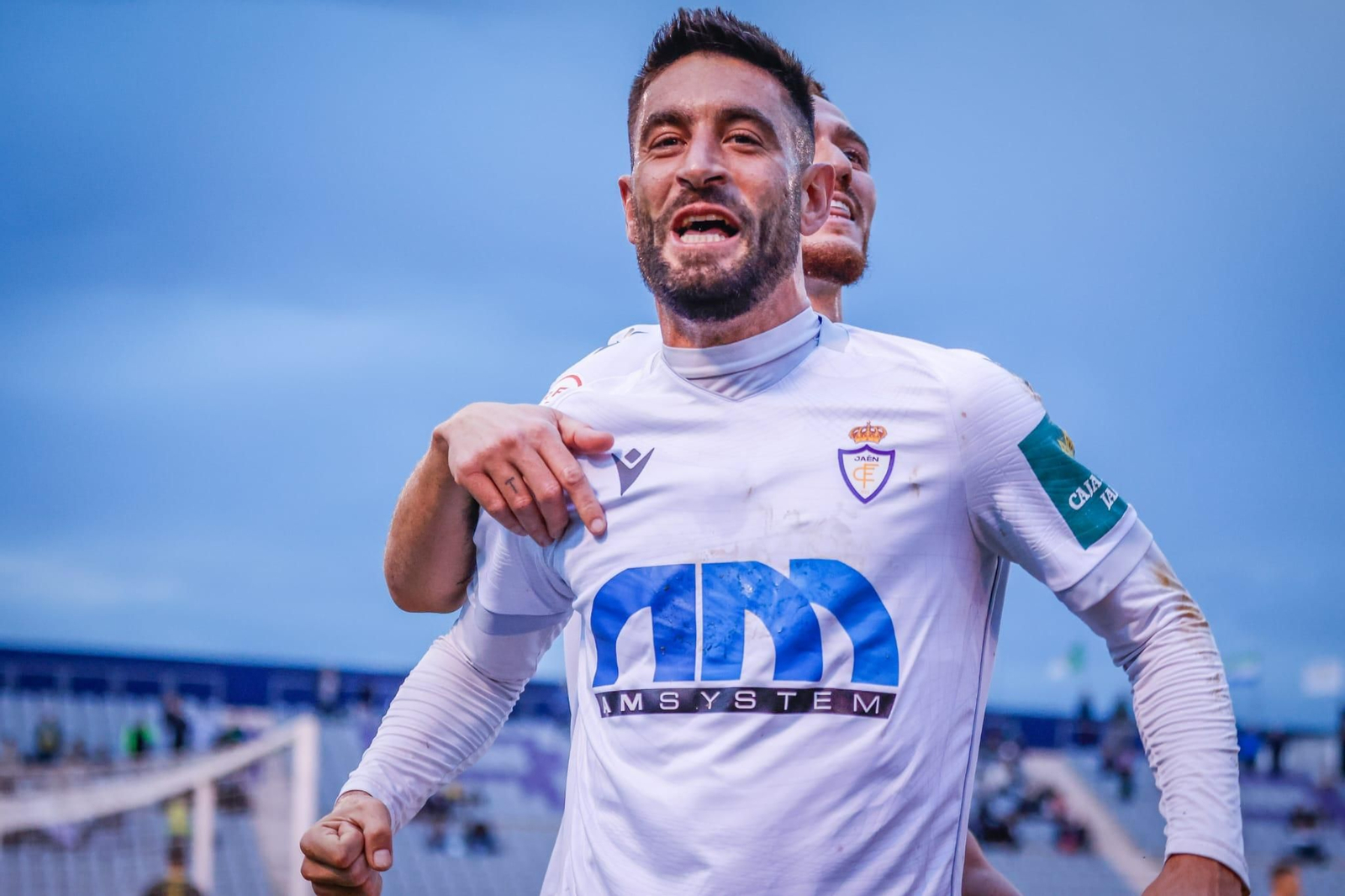 Mario Martos quiere reencontrar su mejor versión para ayudar al equipo en busca del ascenso.