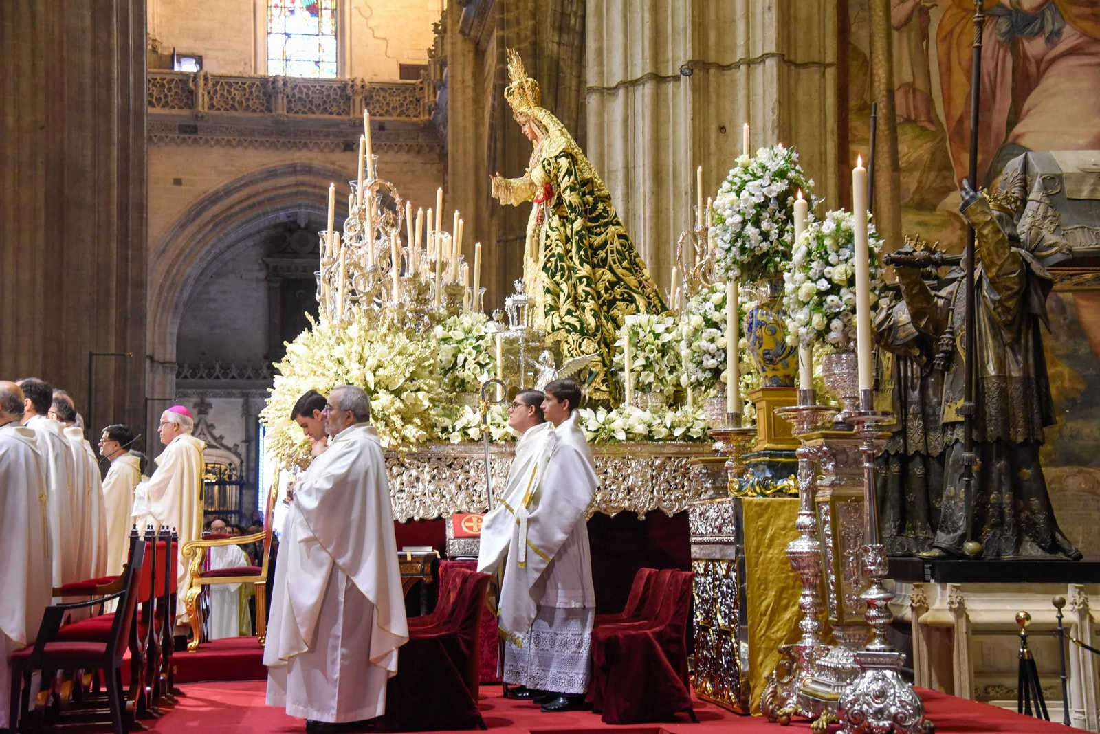 Función conmemorativa de la Esperanza de Triana