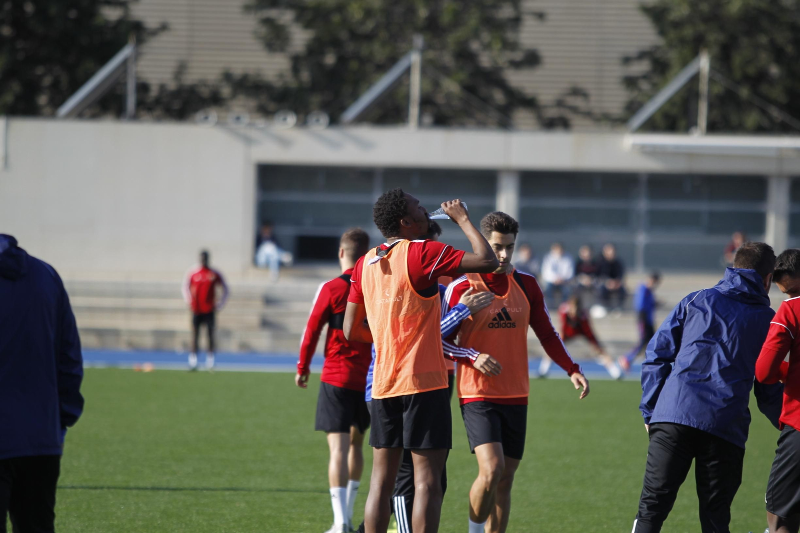 Fotogalería del entrenamiento de la UDA, 6-XII
