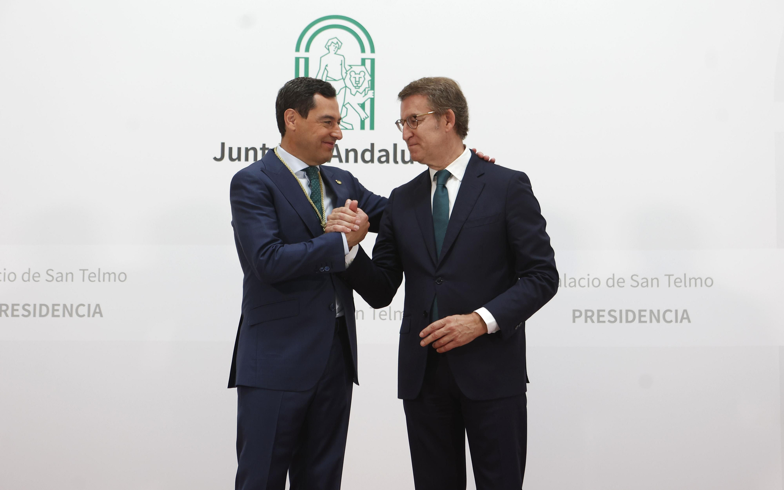 La toma de posesión de Juanma Moreno en imágenes