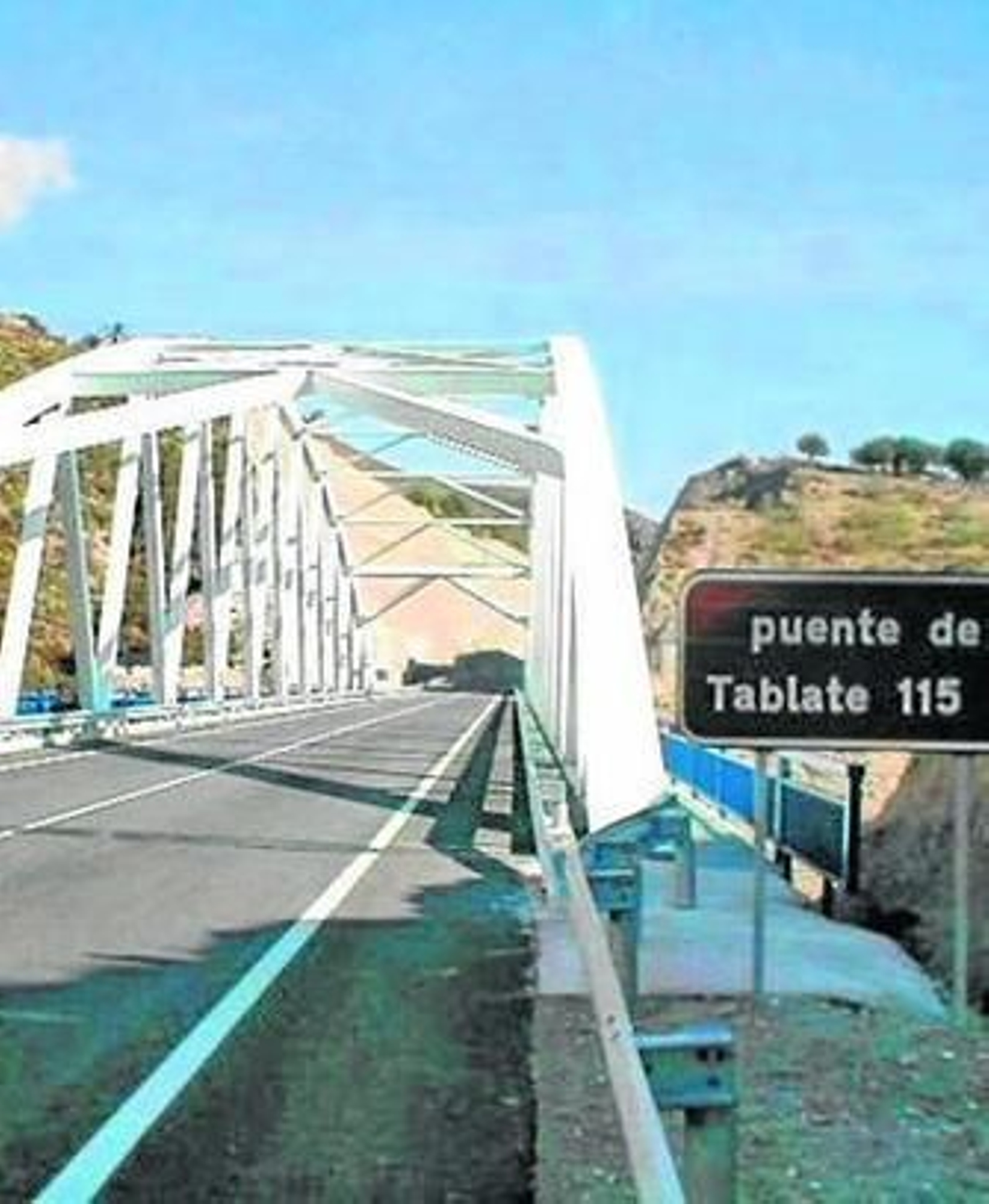 Puente de Tablate, lugar donde falleció la chica que realizaba puenting.