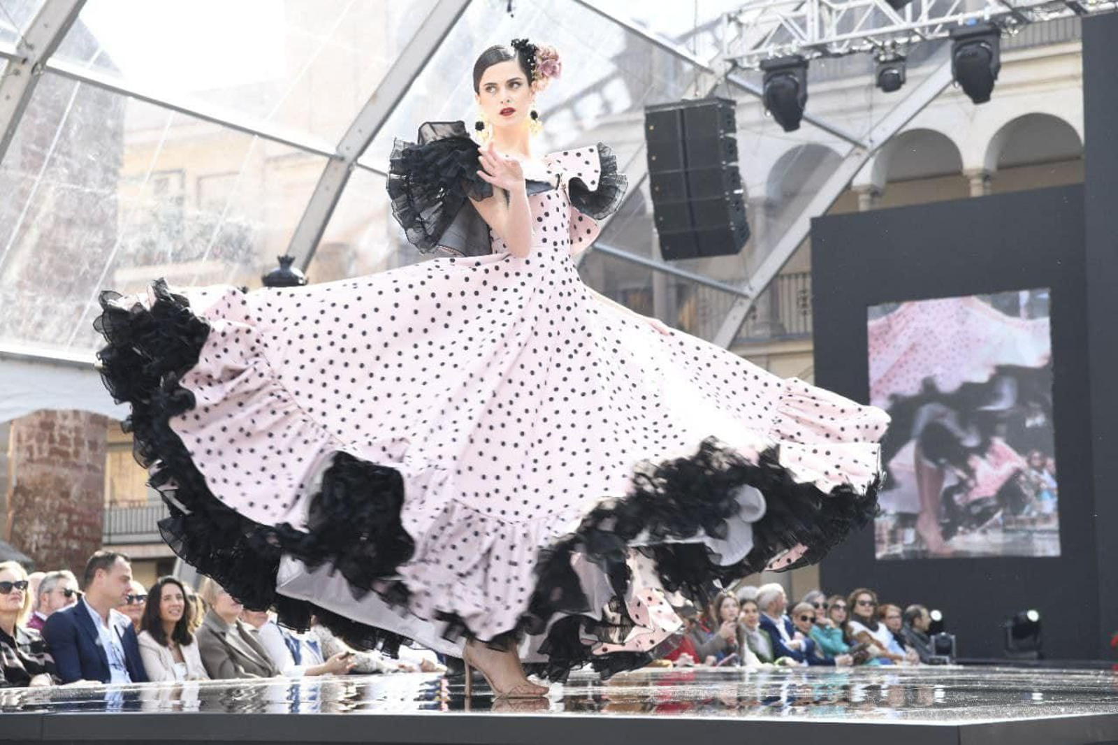 Lo mejor de Andújar Flamenca, moda de alta costura, en imágenes