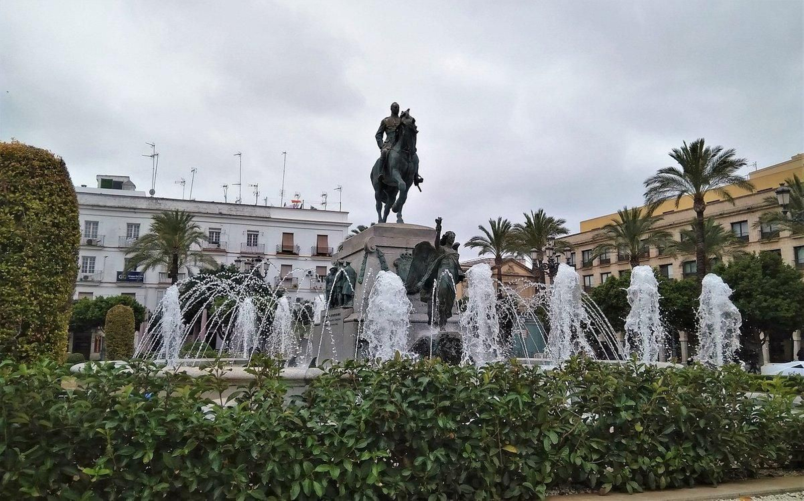 Plaza del Arenal Plaza del Arenal