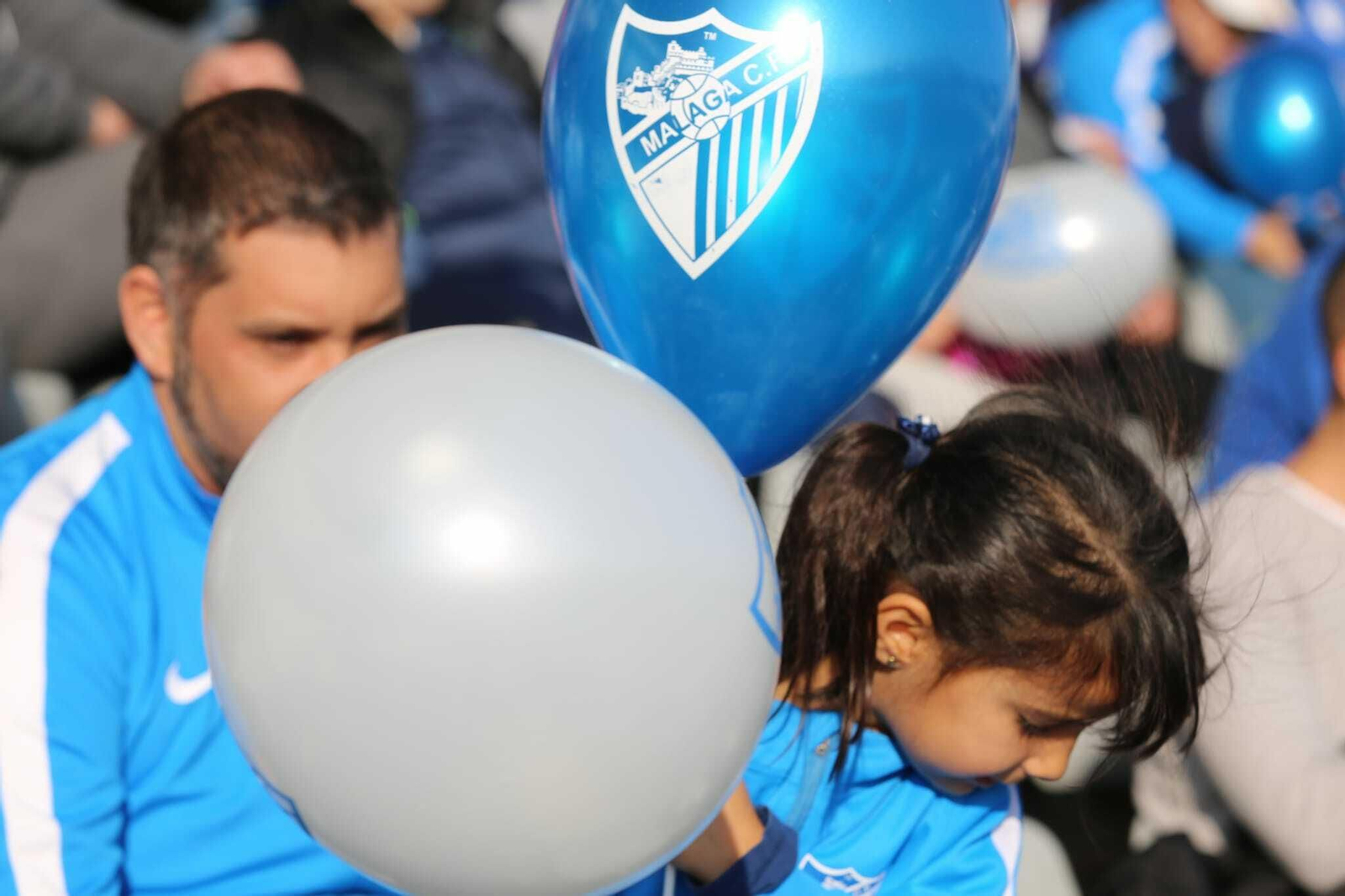 Las fotos del entrenamiento del Málaga a puerta abierta Las fotos del entrenamiento del Málaga a puerta abierta