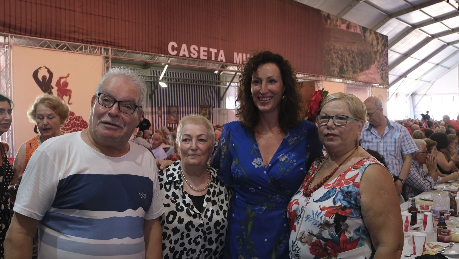 Imágenes de la comida homenaje a los mayores en la Caseta Municipal de la Feria de Almería 2022