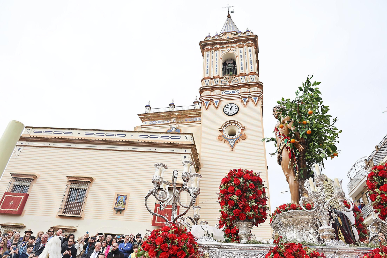 Proclamación de San Sebastián como alcalde perpetuo y la entrega de su vara