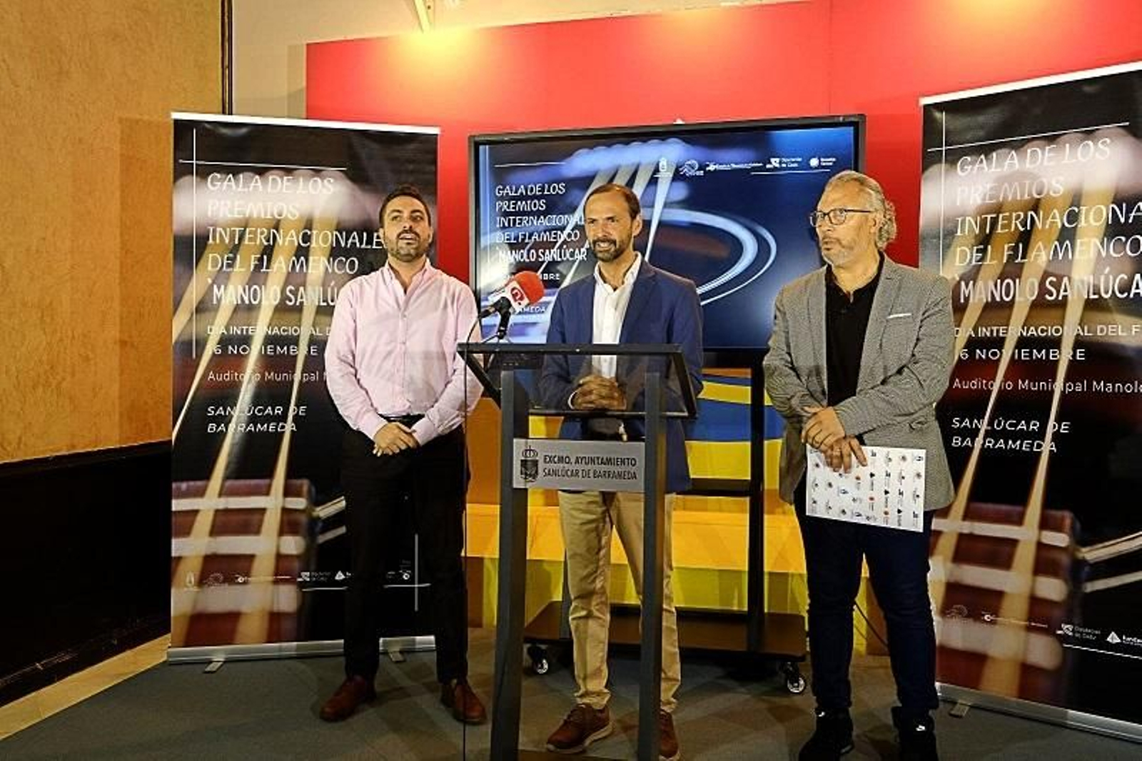 La presentación de la Gala de los Premios Internacionales del Flamenco ‘Manolo Sanlúcar’ en el Palacio Municipal.