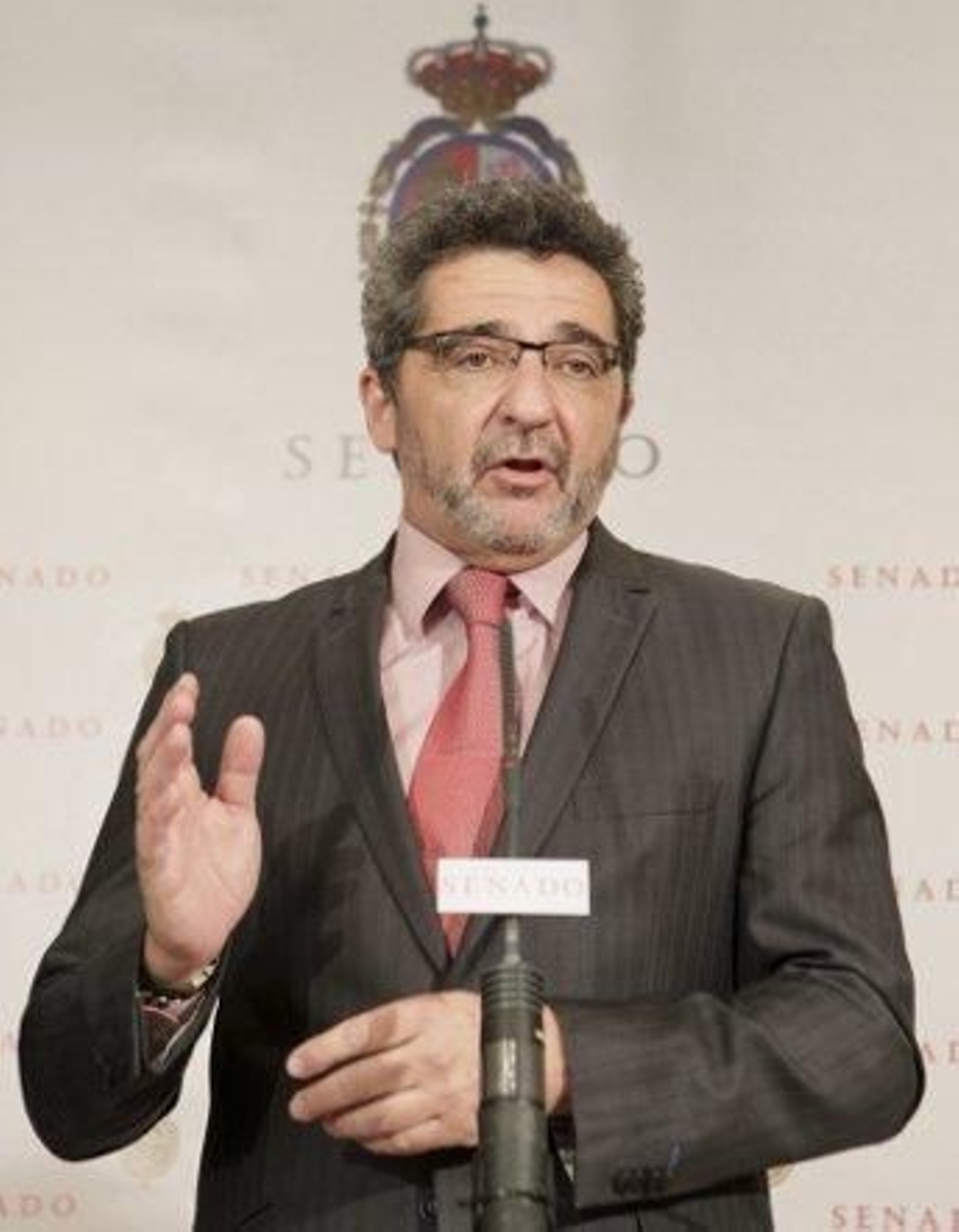 Limones se plantea "seriamente" disputarle a Susana Díaz la Secretaría General del PSOE de Sevilla