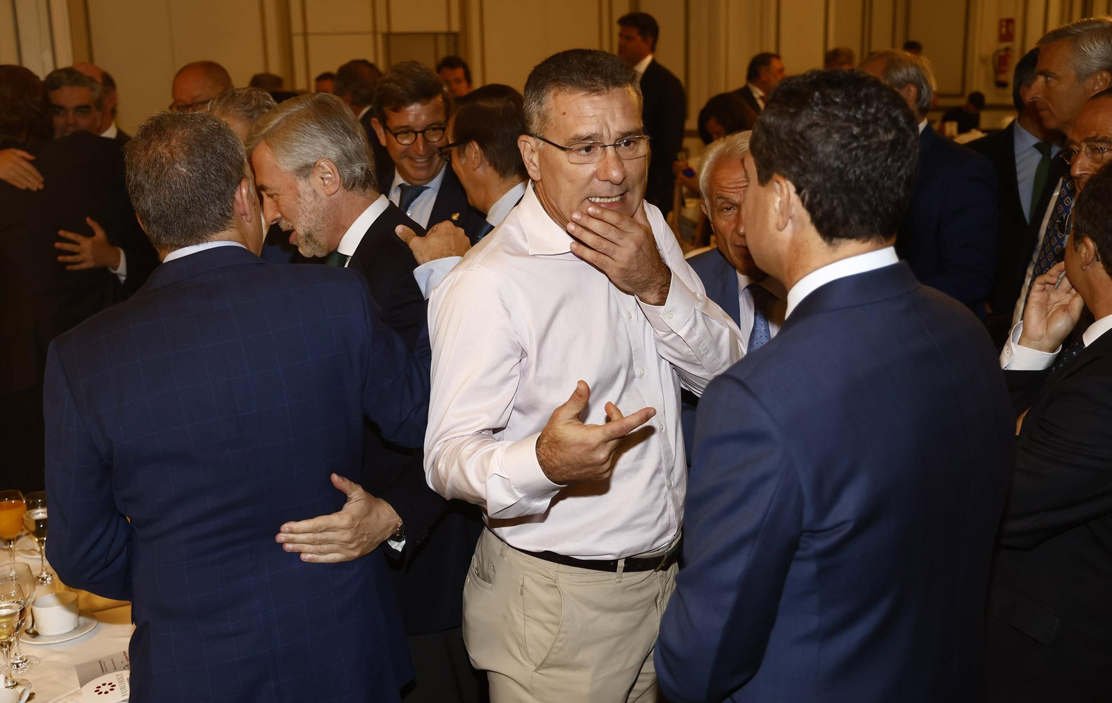 Foro Joly con Juanma Moreno en Madrid, todas las imágenes