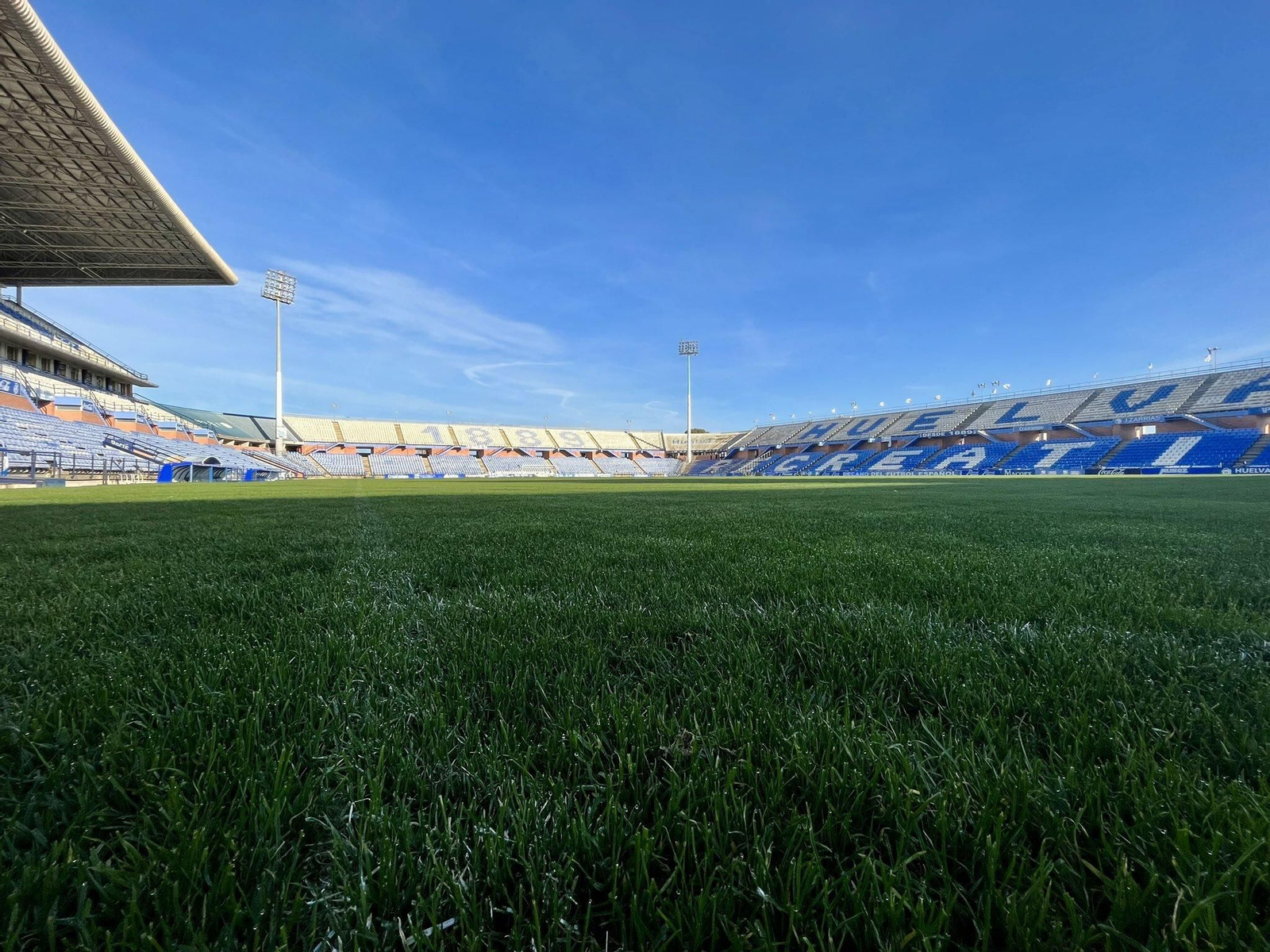 Jornada de puertas abiertas en el Nuevo Colombino