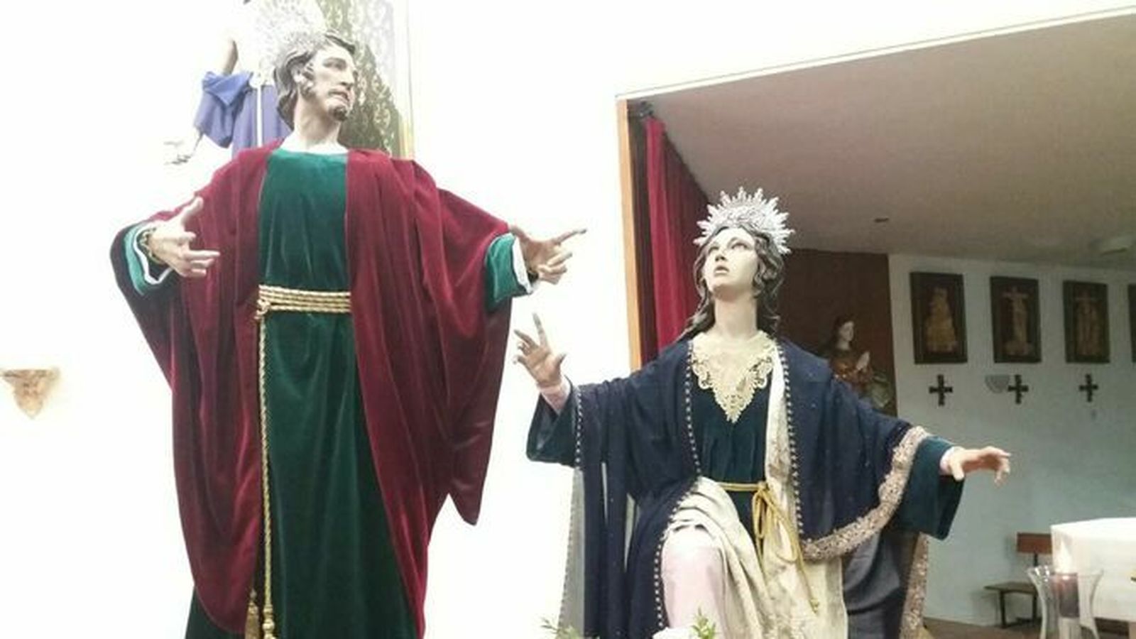 San Juan y Santa María Magdalena, secundarias de Los Ángeles.