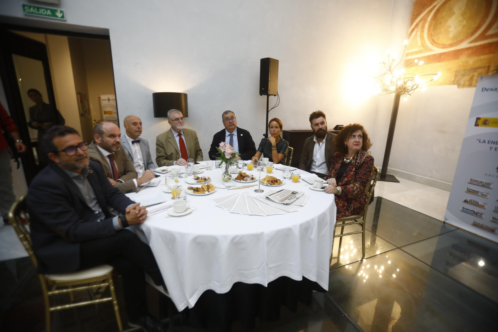 El desayuno-coloquio de El Día con el presidente de Enresa, José Luis Navarro, en imágenes