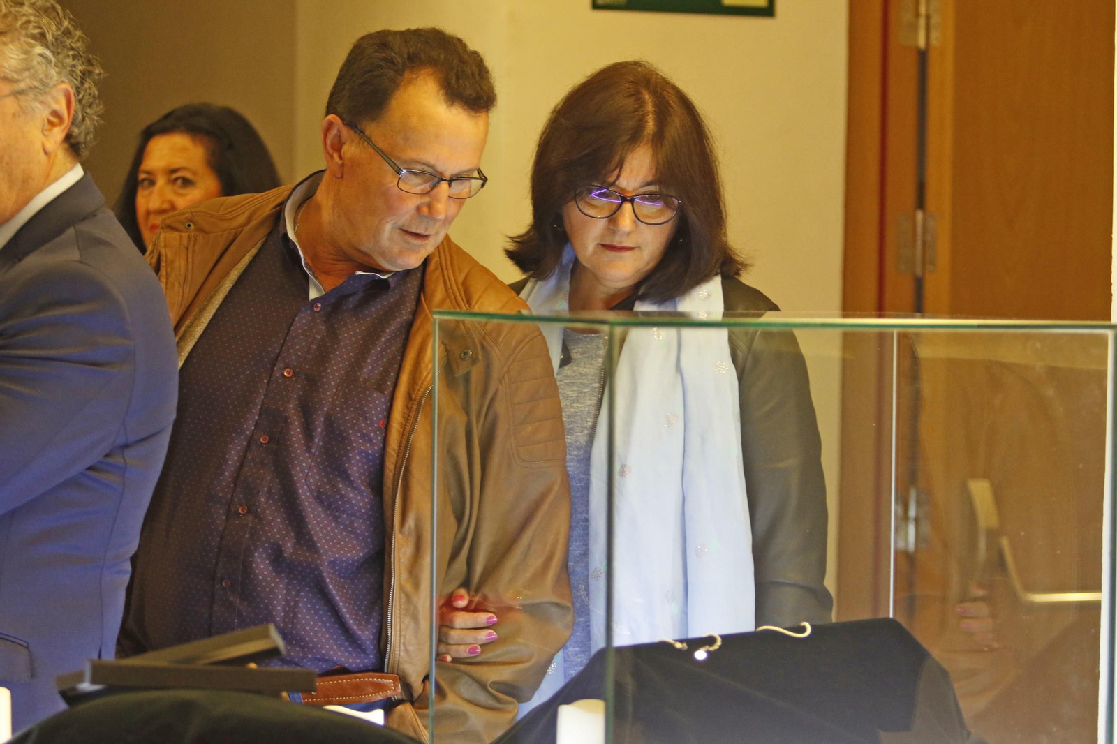 Presentación de 'Joyas con corazón', de Yosíquesé y Prode