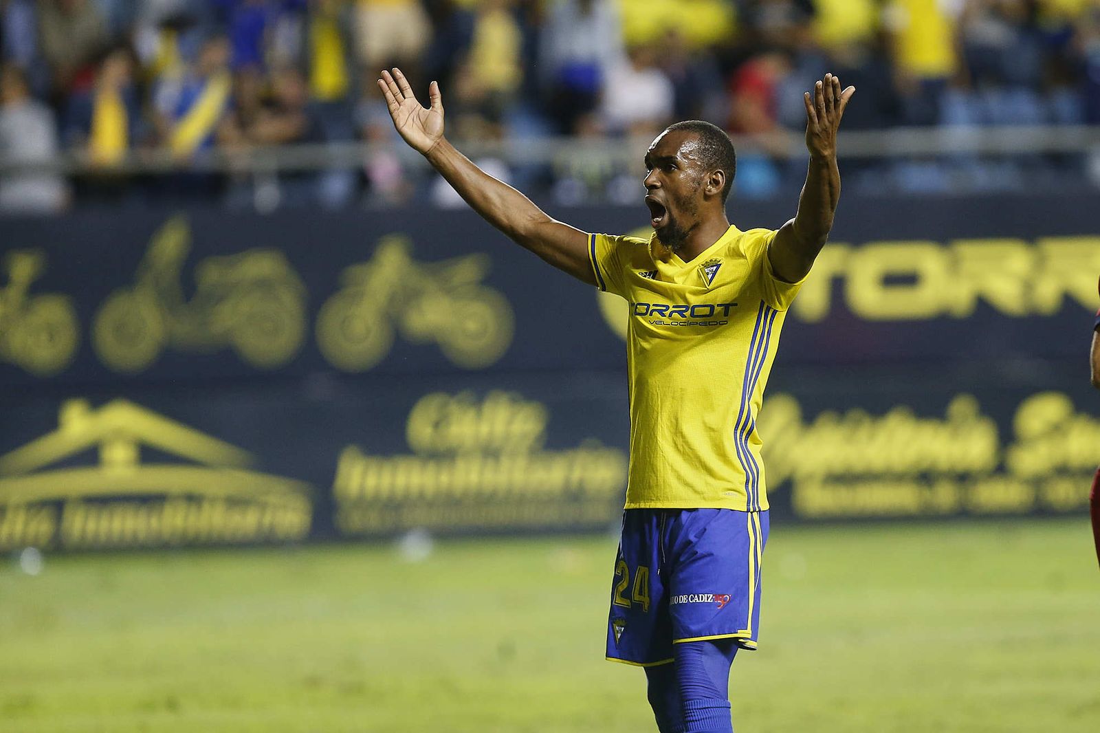 Las imágenes del Cádiz-Osasuna