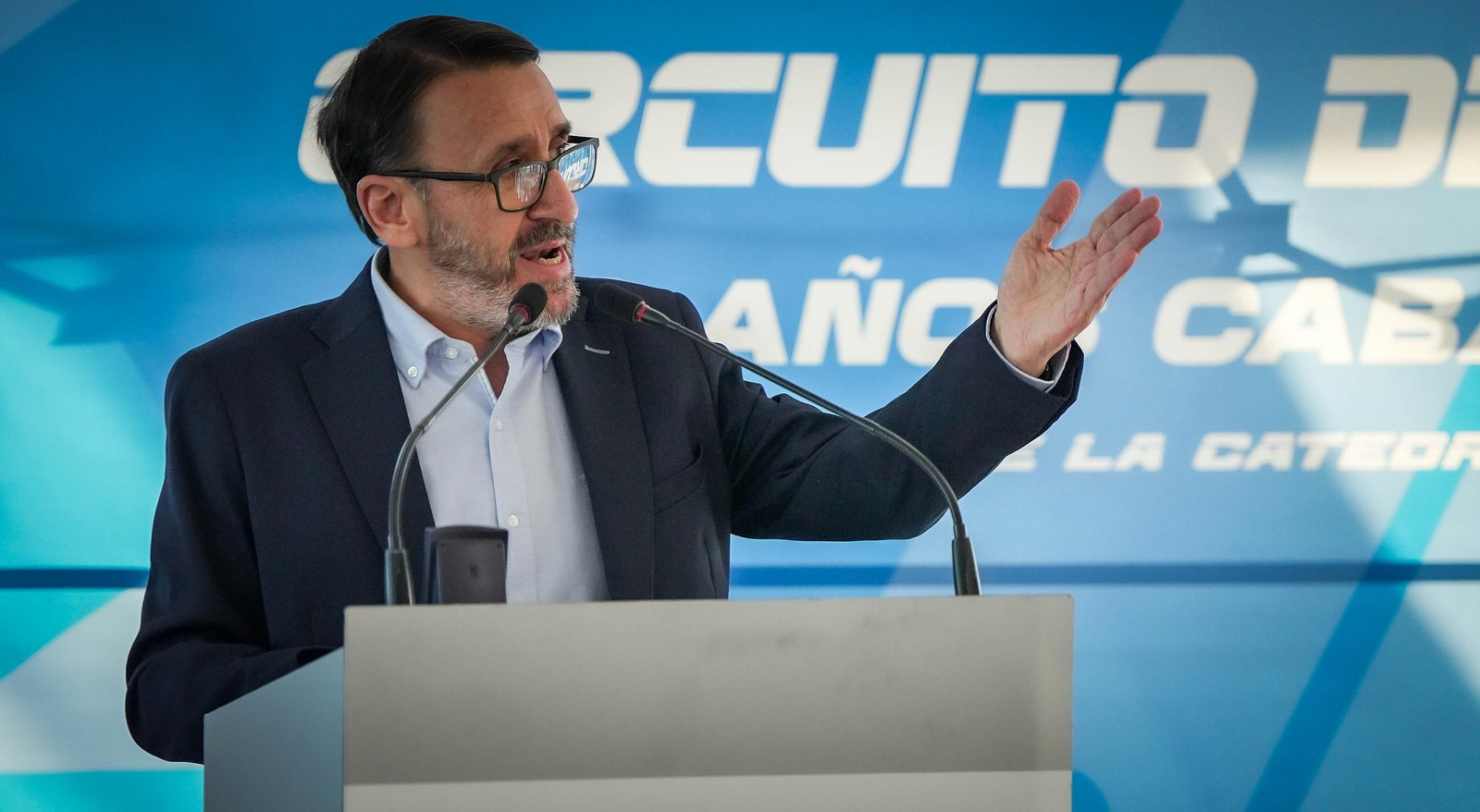 Imágenes de la presentación del libro '40 años Cabalgando' en el Circuito de Jerez