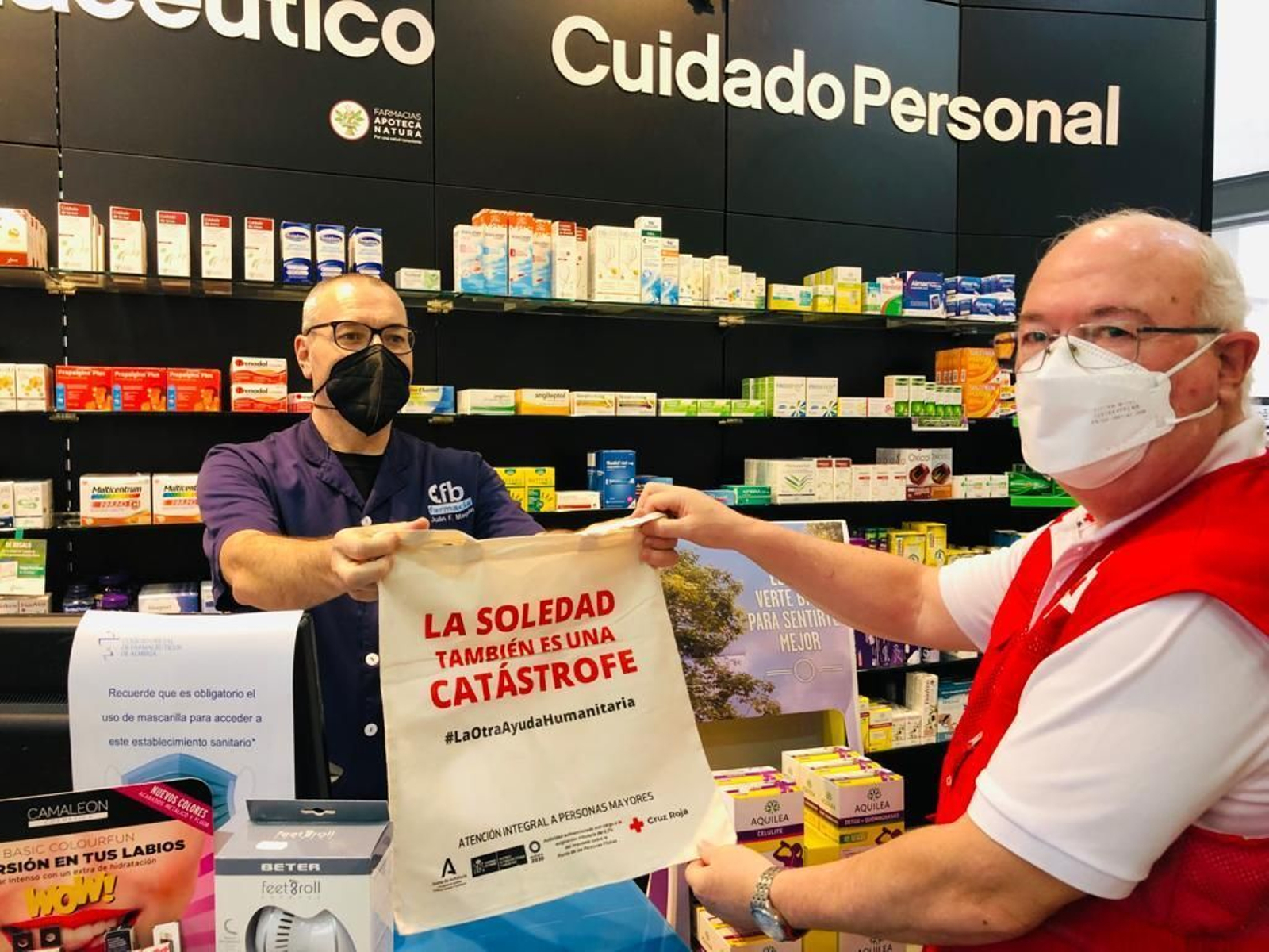 Cruz Roja en busca de "comercios amigos de las personas mayores”para prevenir la soledad