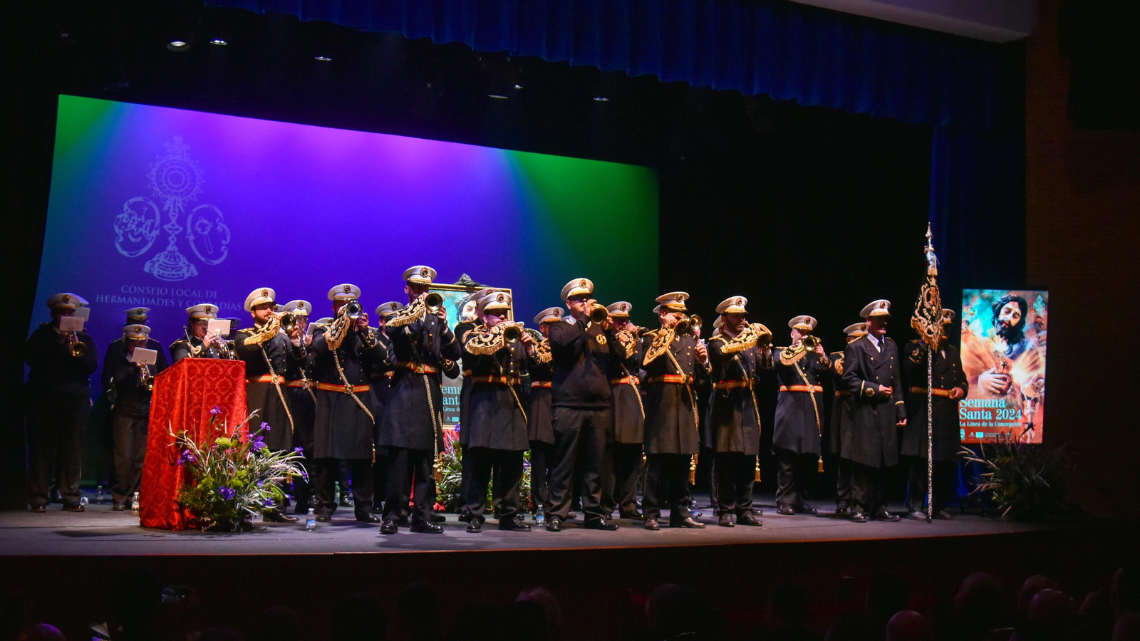 La presentación del cartel de oficial de la Semana Santa de La Línea 2024, en imágenes