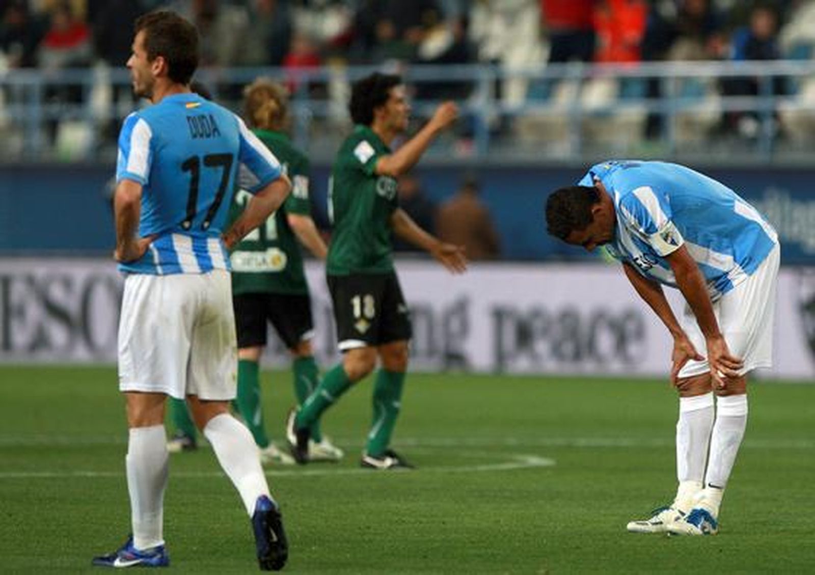 El Betis vence al Málaga en La Rosaleda (0-2). / EFE