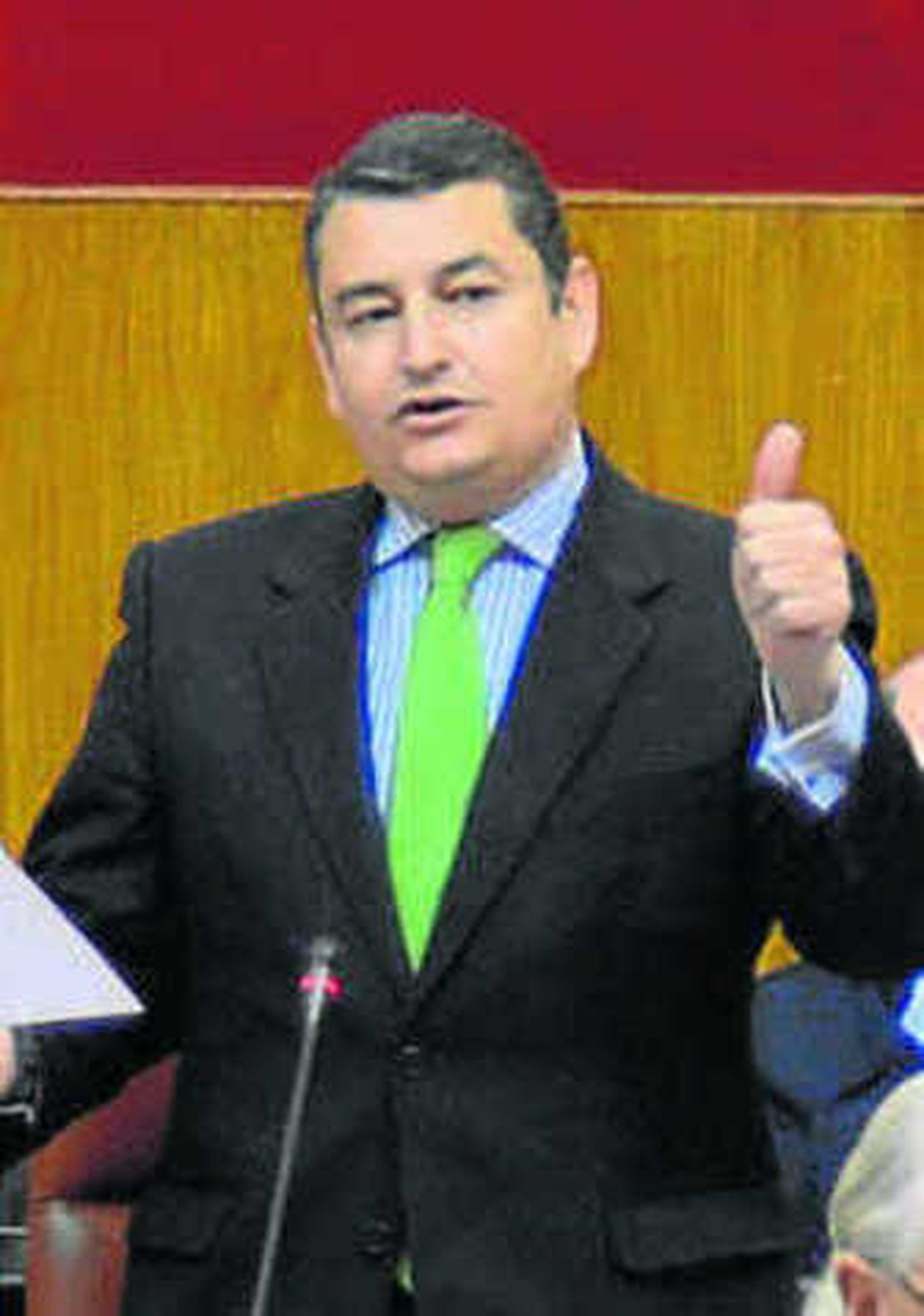 Antonio Sanz (PP), interviniendo el jueves en el Parlamento de Andalucía.