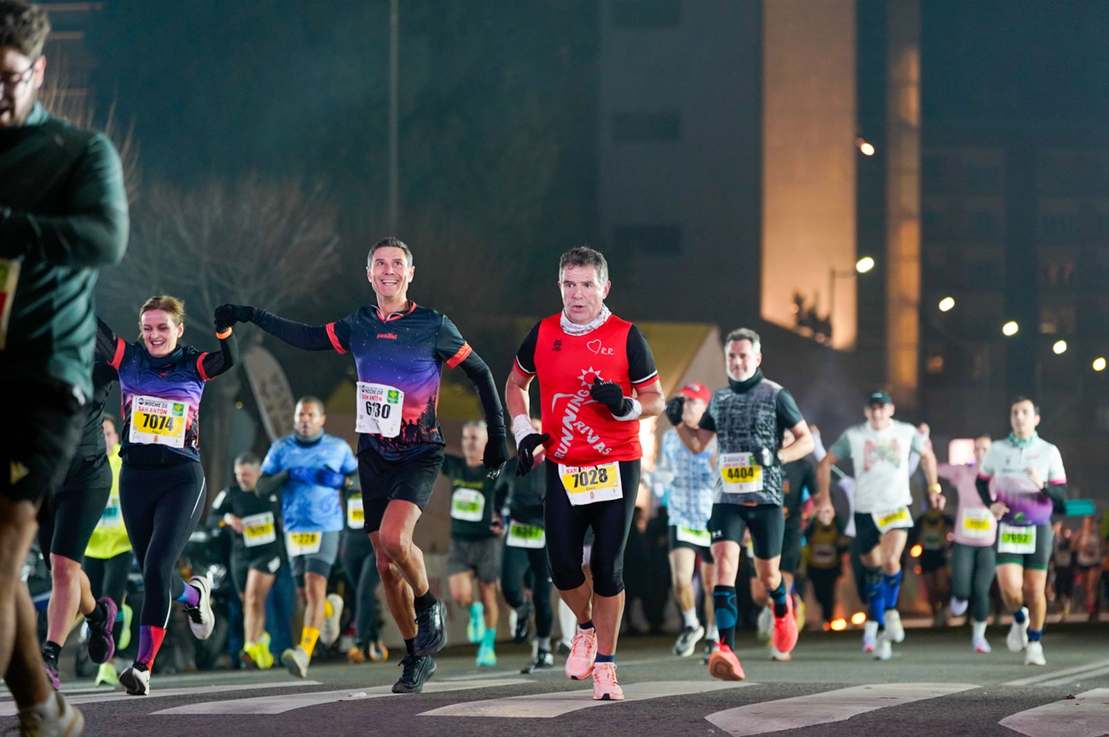 En imágenes: búscate en tu llegada a meta de la Carrera de San Antón 2026 (11)