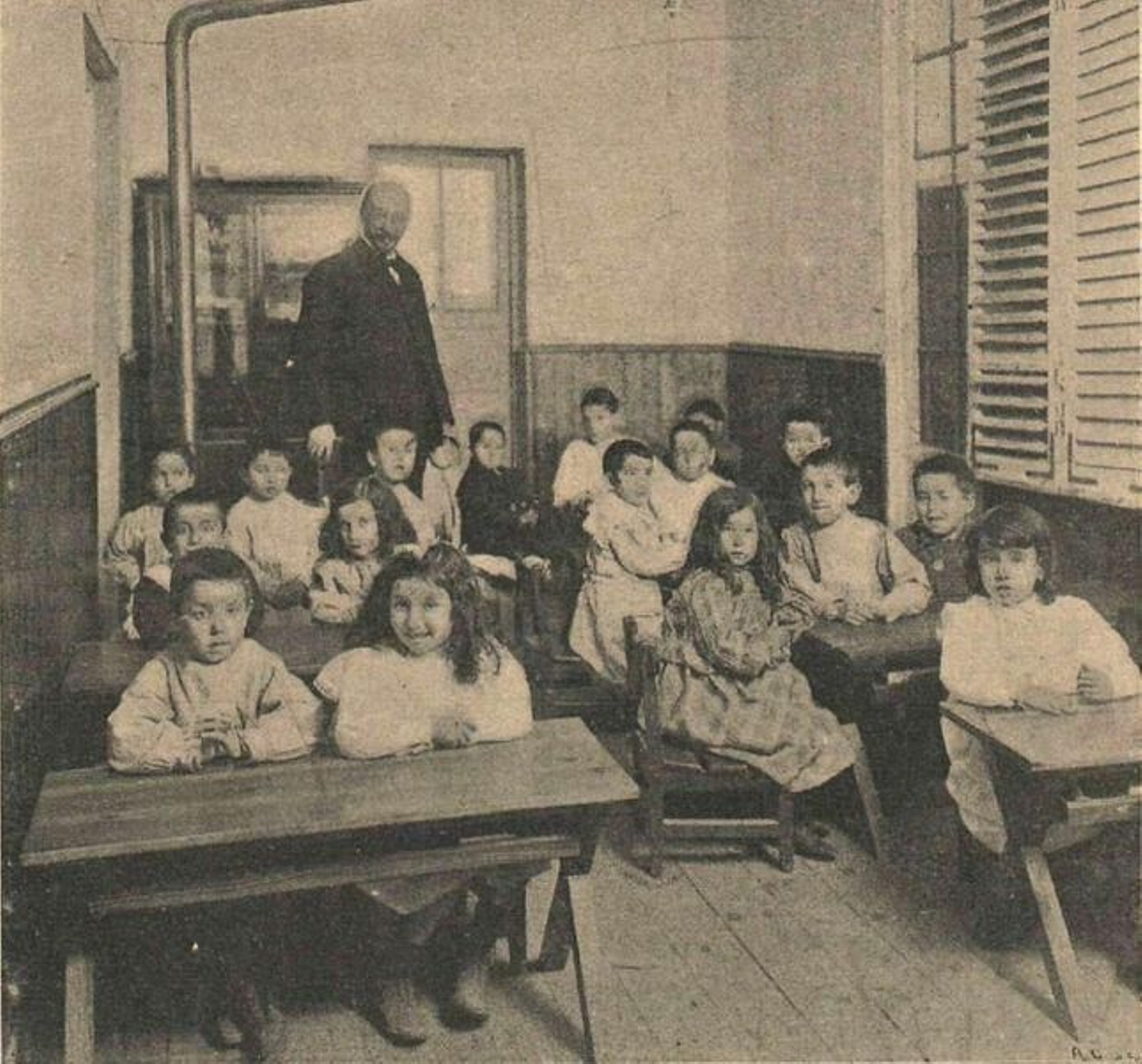 Histórica imagen de la Institución Libre de Enseñanza.