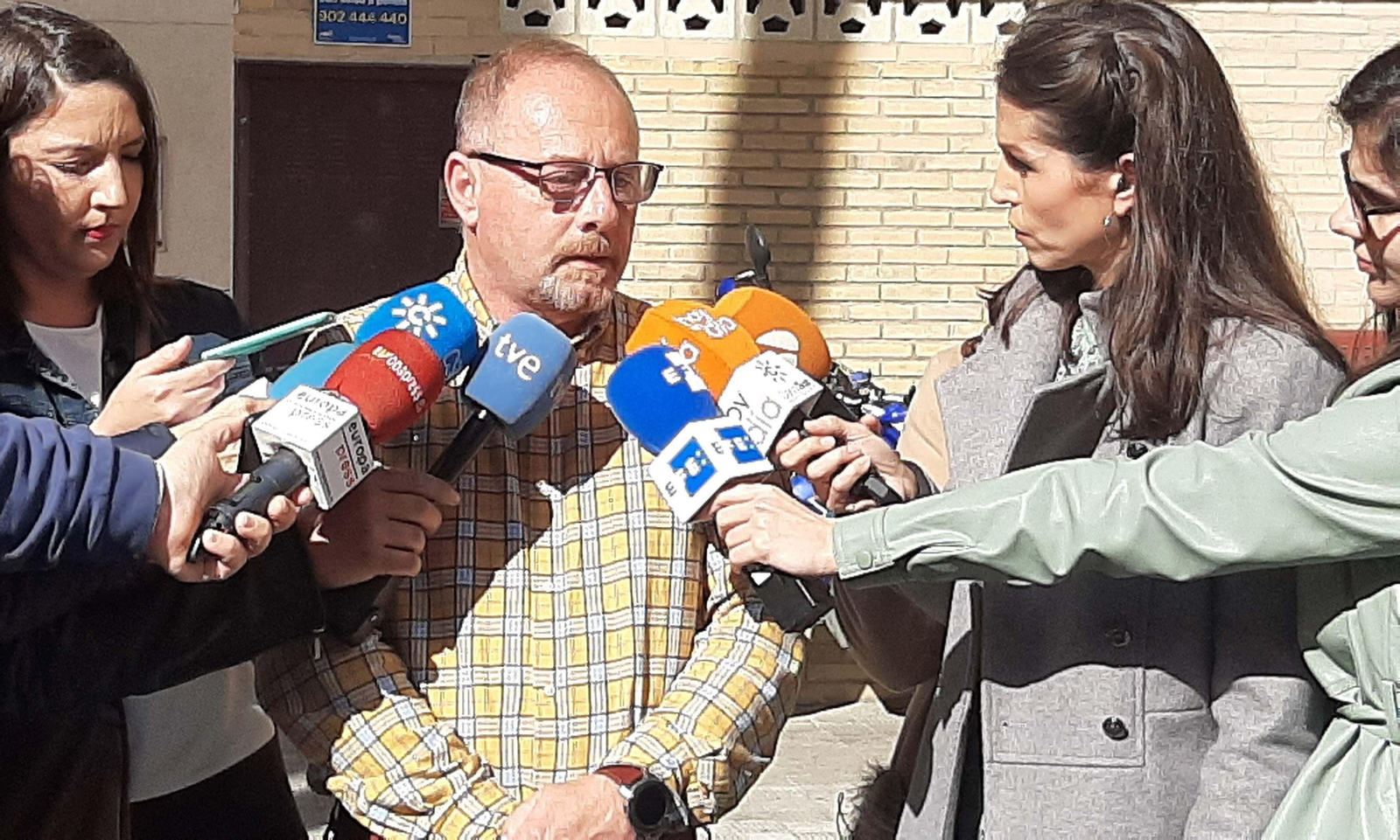 El padre de Marta, Antonio del Castillo.