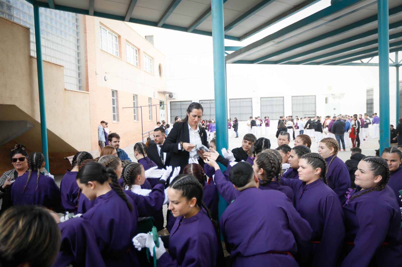 La procesión del Encuentro, en imágenes