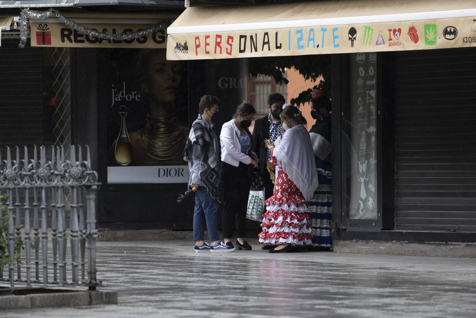 Fotos: Granada se queda con las ganas de más Día de la Cruz por la tarde