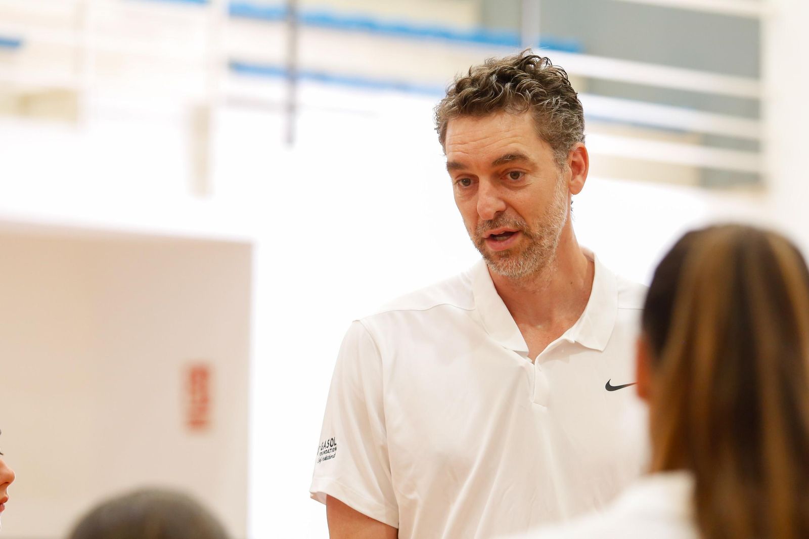 Fotos del encuentro de Pau Gasol con niños en el pabellón de San Roque