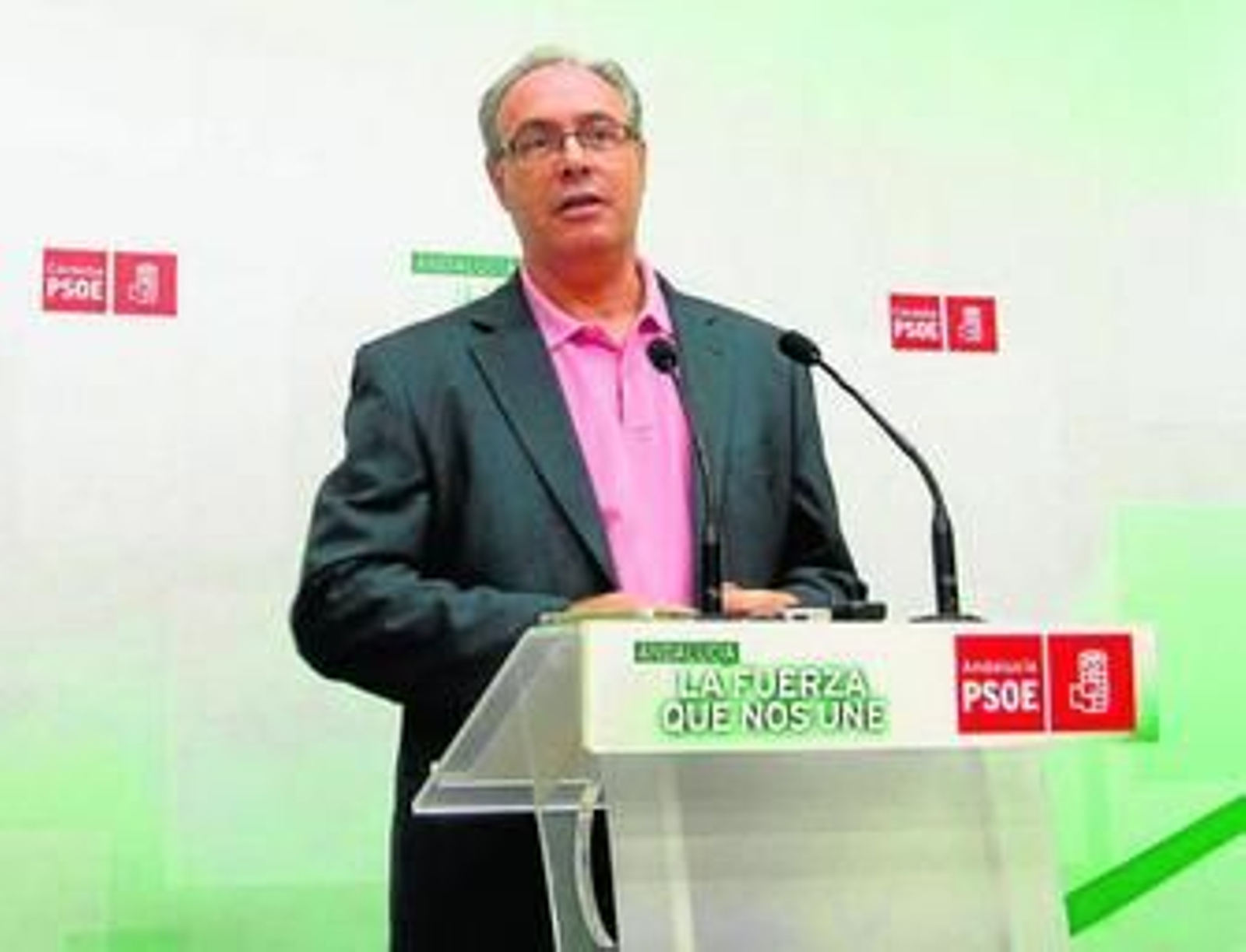 El secretario general del PSOE, Juan Pablo Durán, durante la rueda de prensa.
