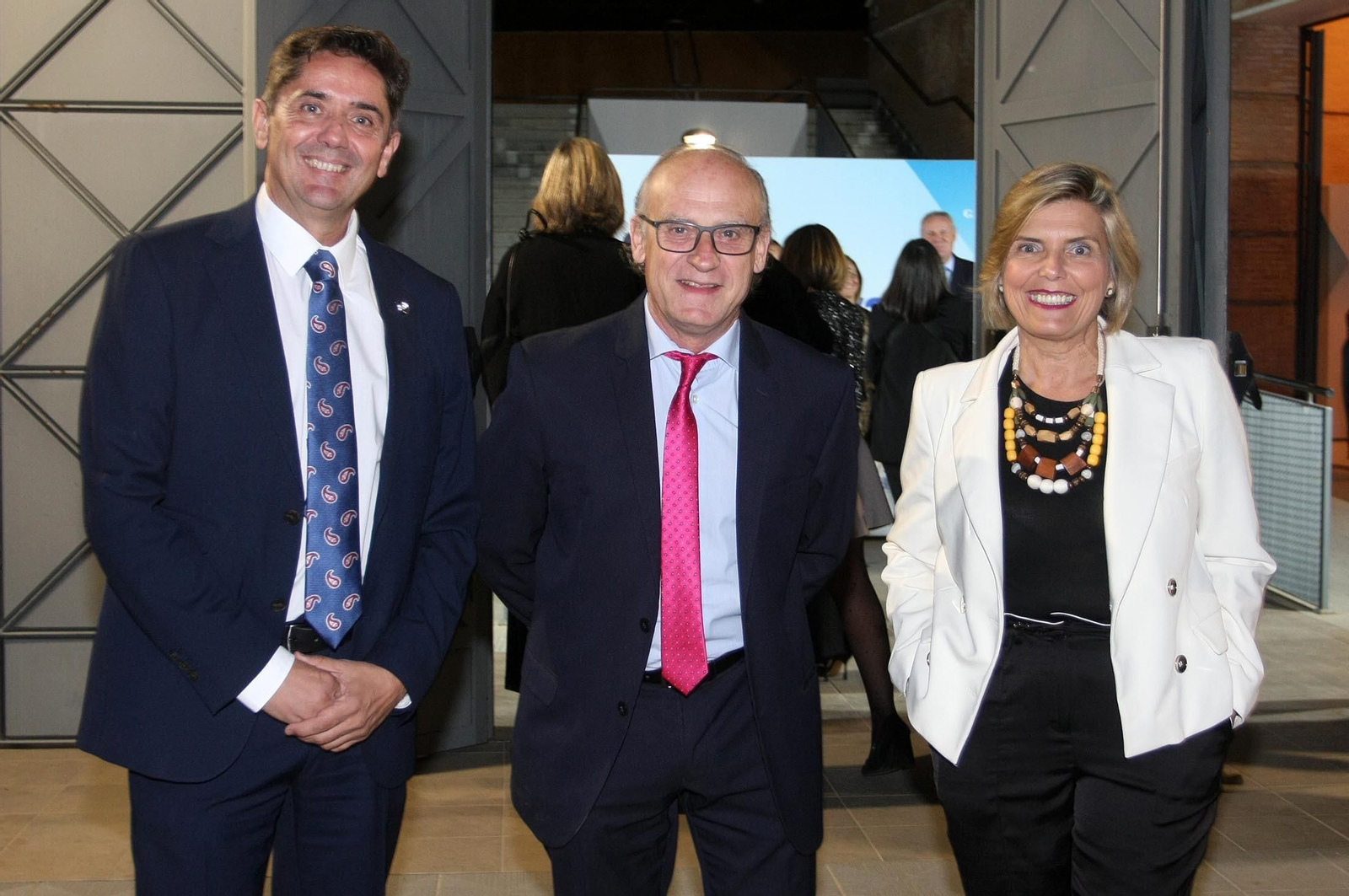 Imágenes de la recepción a los invitados a la gala del 40 aniversario de Huelva Información