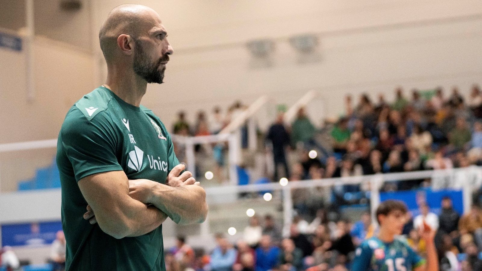 Israel Rodríguez, técnico de Unicaja Costa de Almería, durante el choque contra Pamesa Voleibol Teruel.