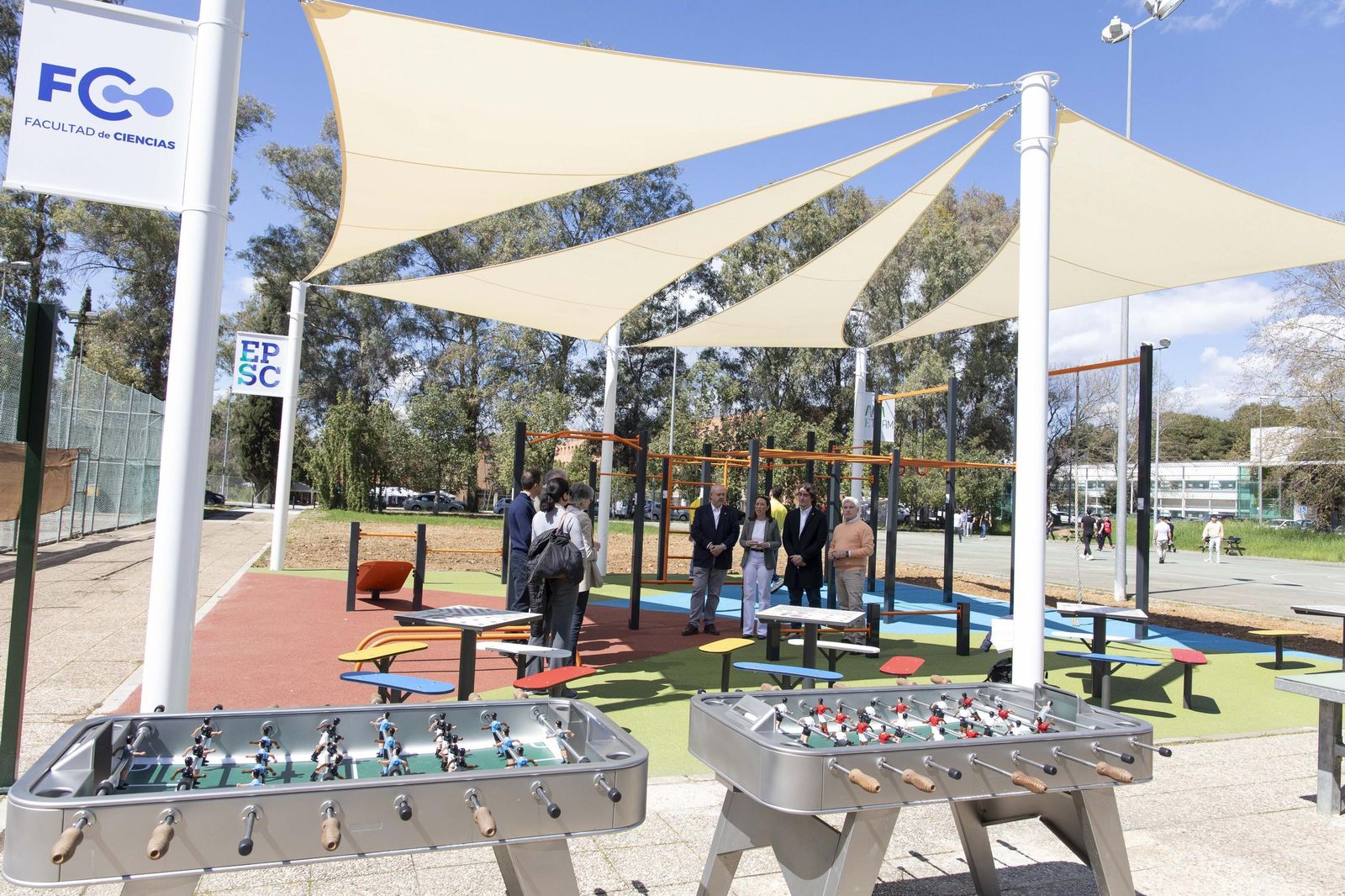 El parque de calistenia del Campus de Rabanales, en imágenes