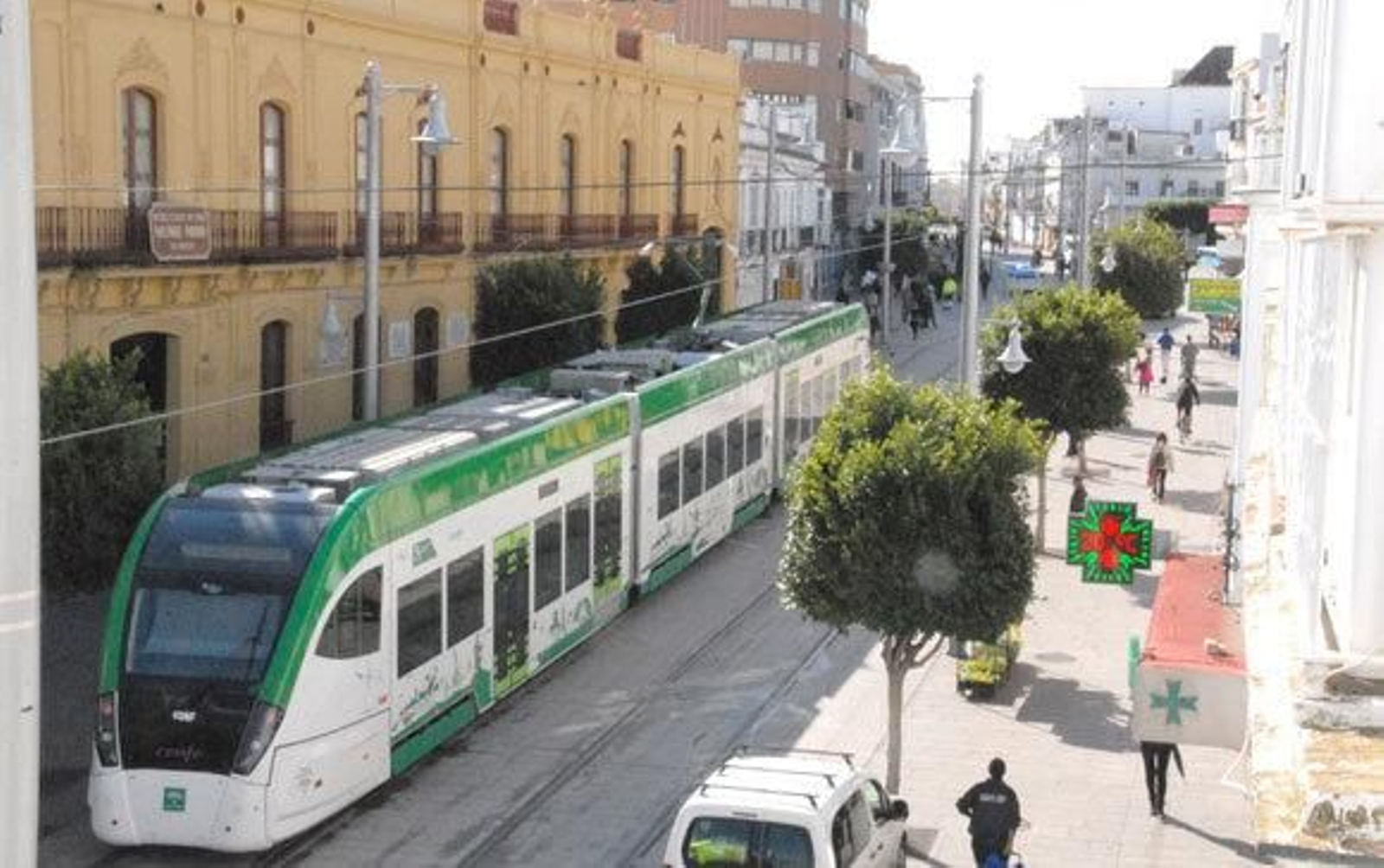 El tranvía, a cien por hora
